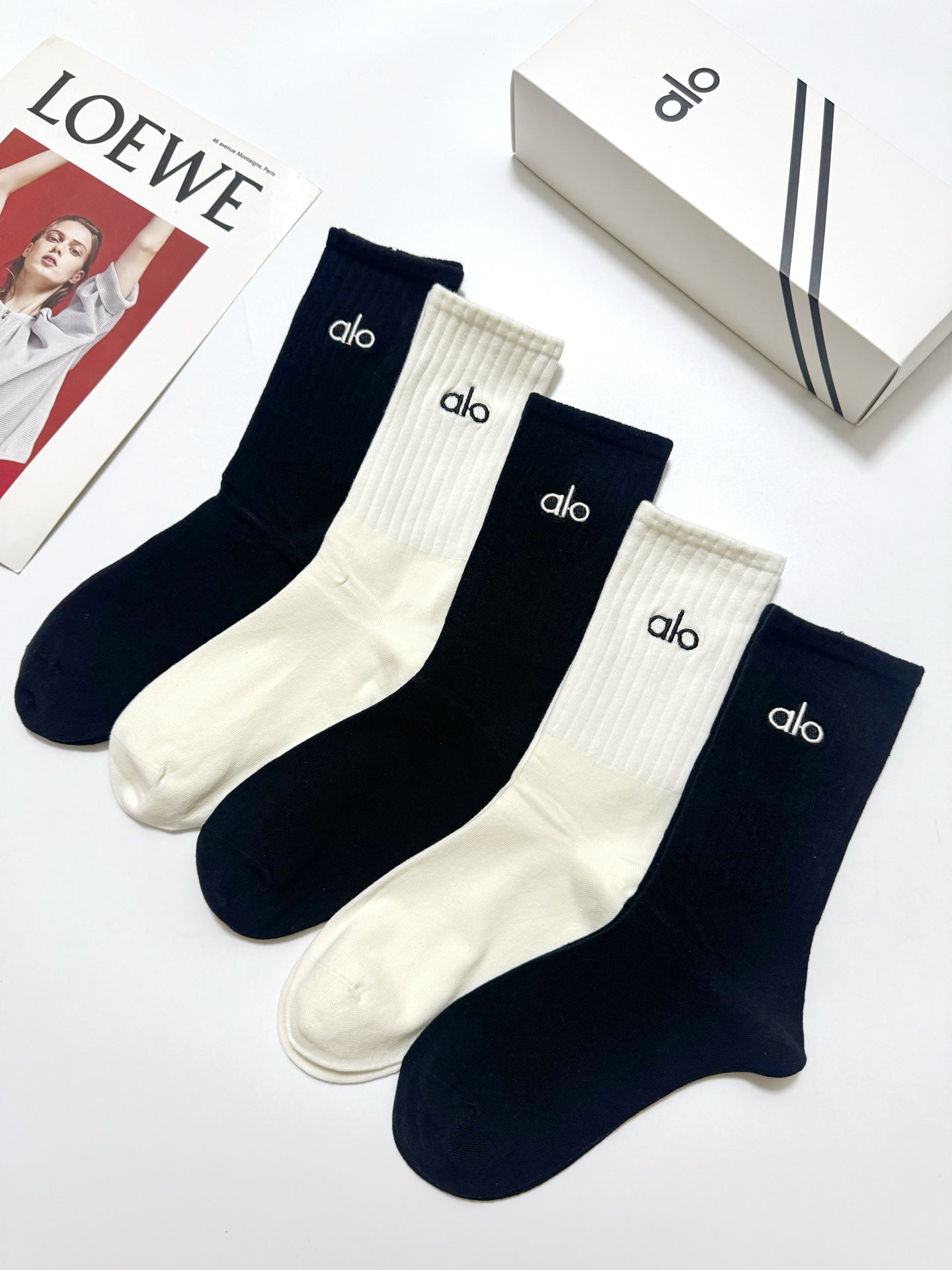 CREW SOCKS 436653  (1 BOX)