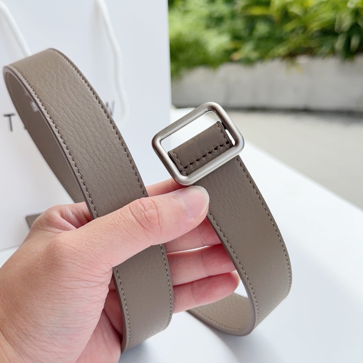 The Row Jin Belt 3cm Taupe Sliver Cowhide 211138