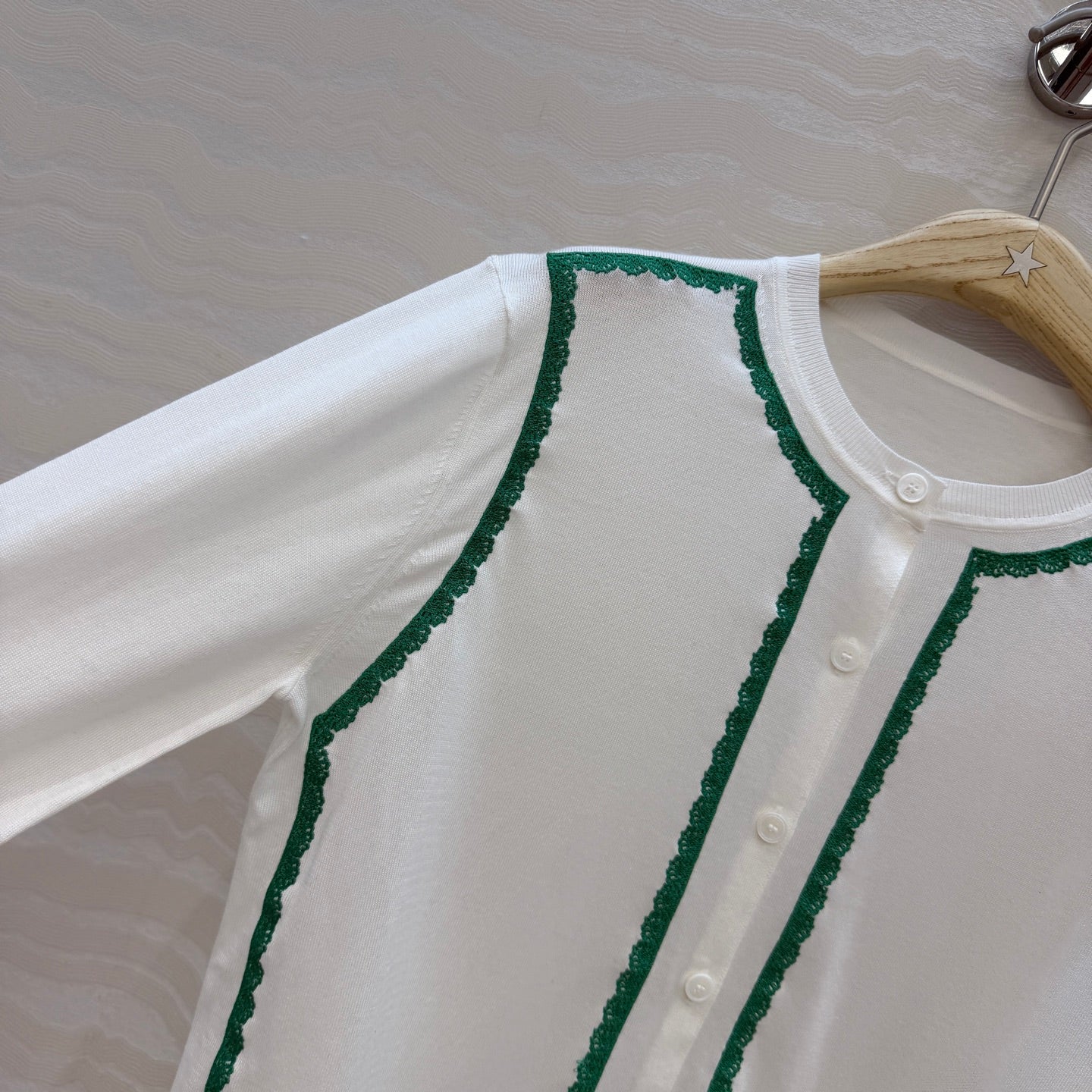 CD 26s Cardigan White Silk Knit 373486