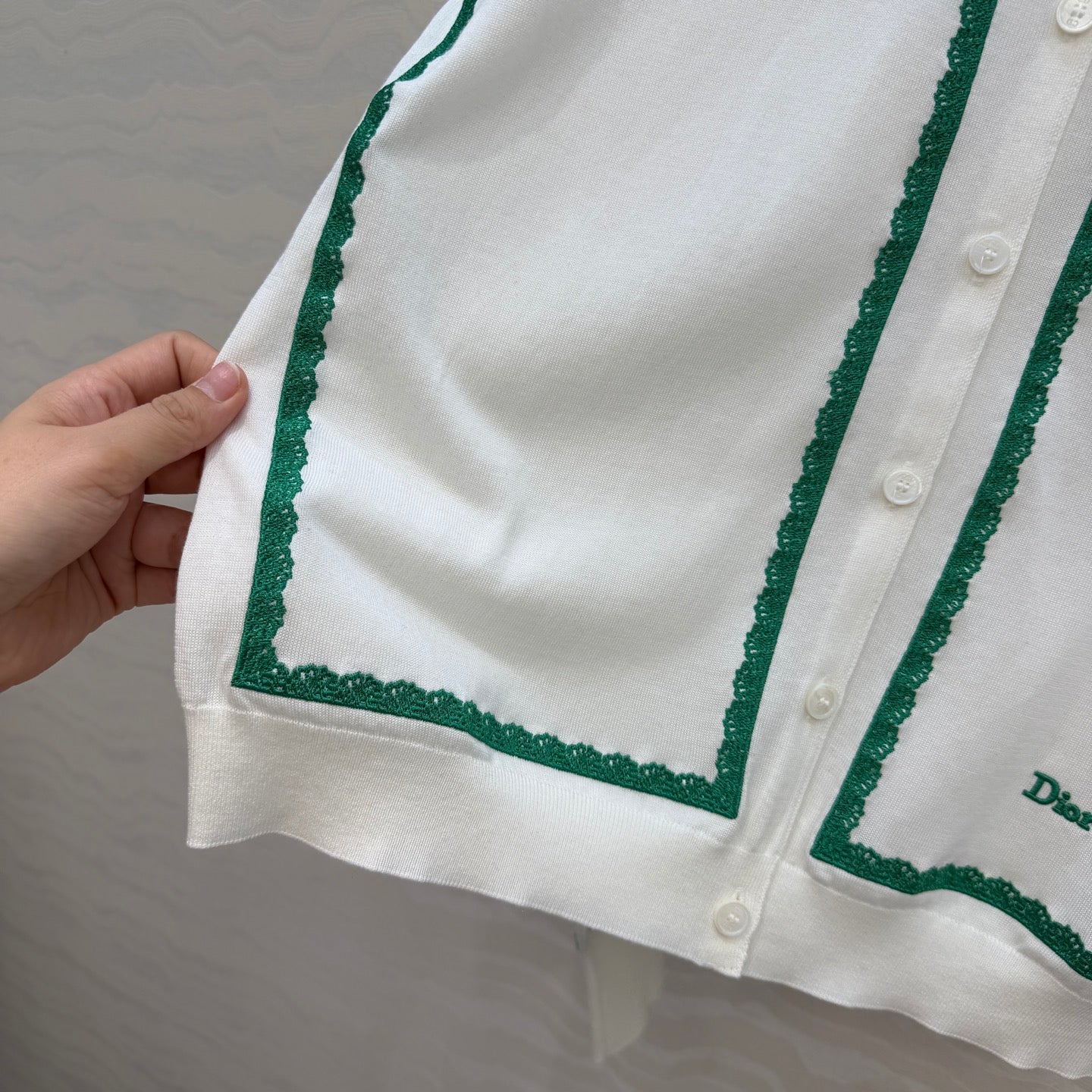 CD 26s Cardigan White Silk Knit 373486