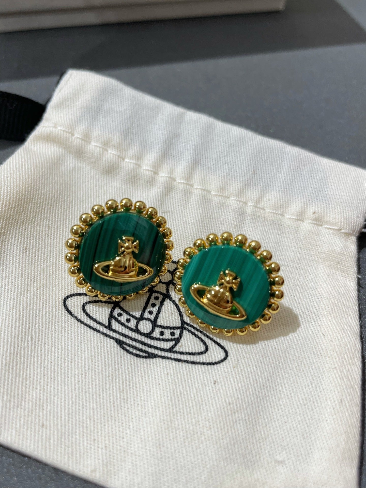 Vivienne Westwood Neyla Earrings Gold