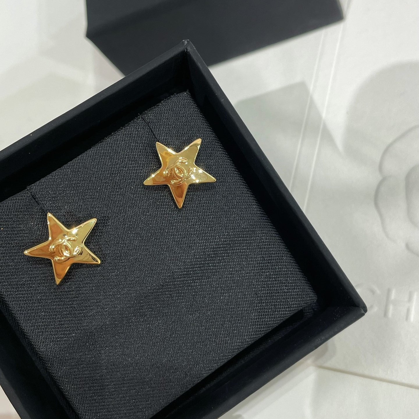 CC 26FW Star Gold Earrings 024