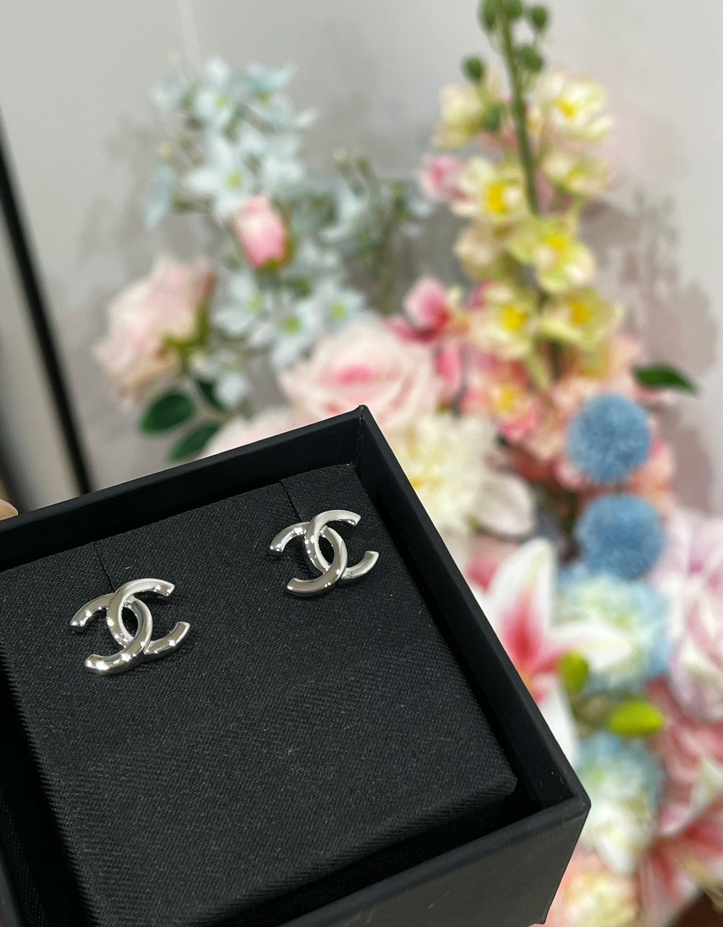 CC 26FW Gorgeous Sliver Earrings 015