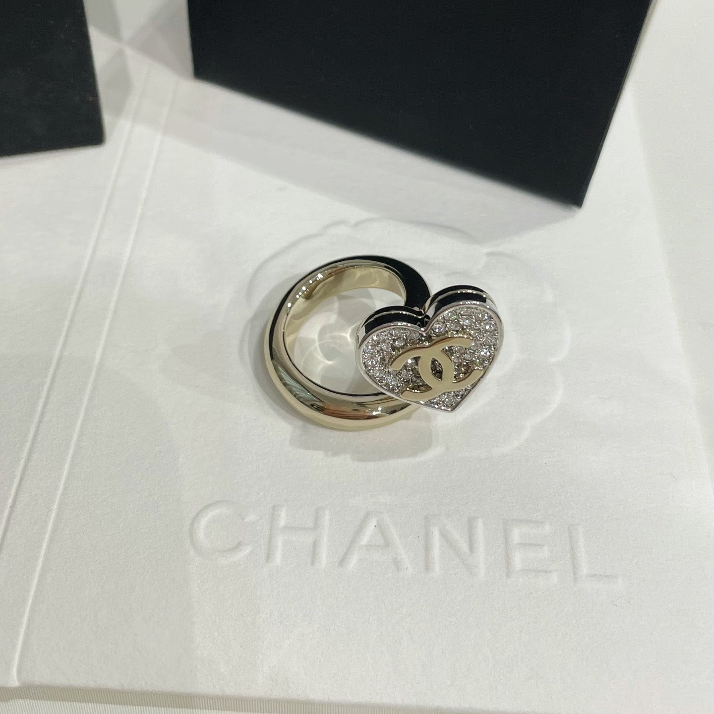 CC 26FW Heart Sliver Rings 010