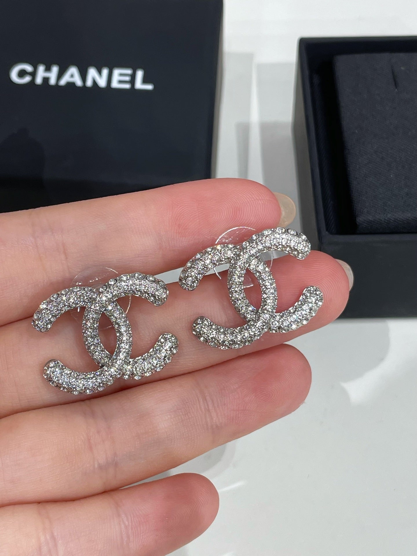 CC 26FW Gorgeous Sliver Earrings 002