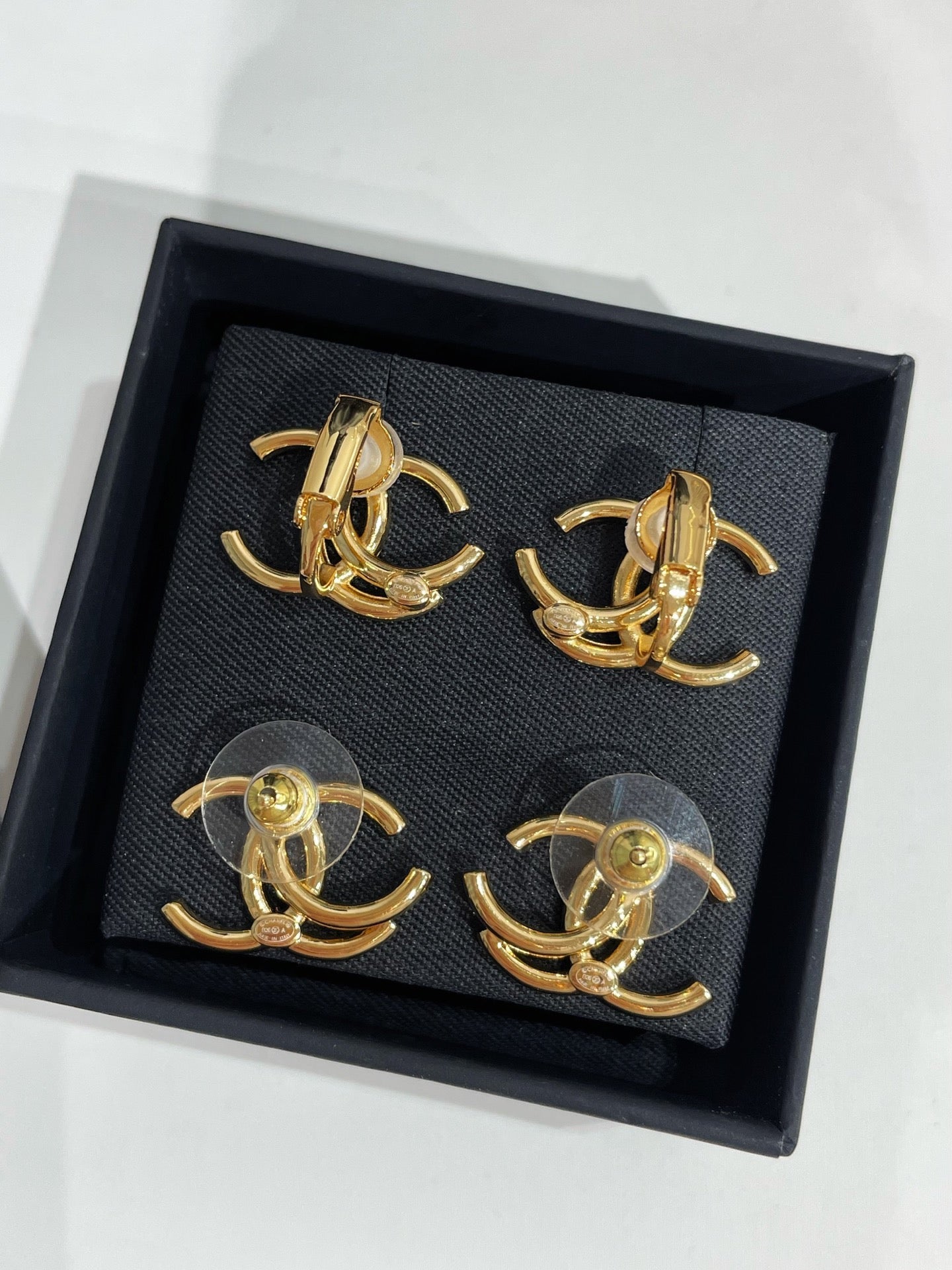 CC 26FW Gorgeous Earrings 001