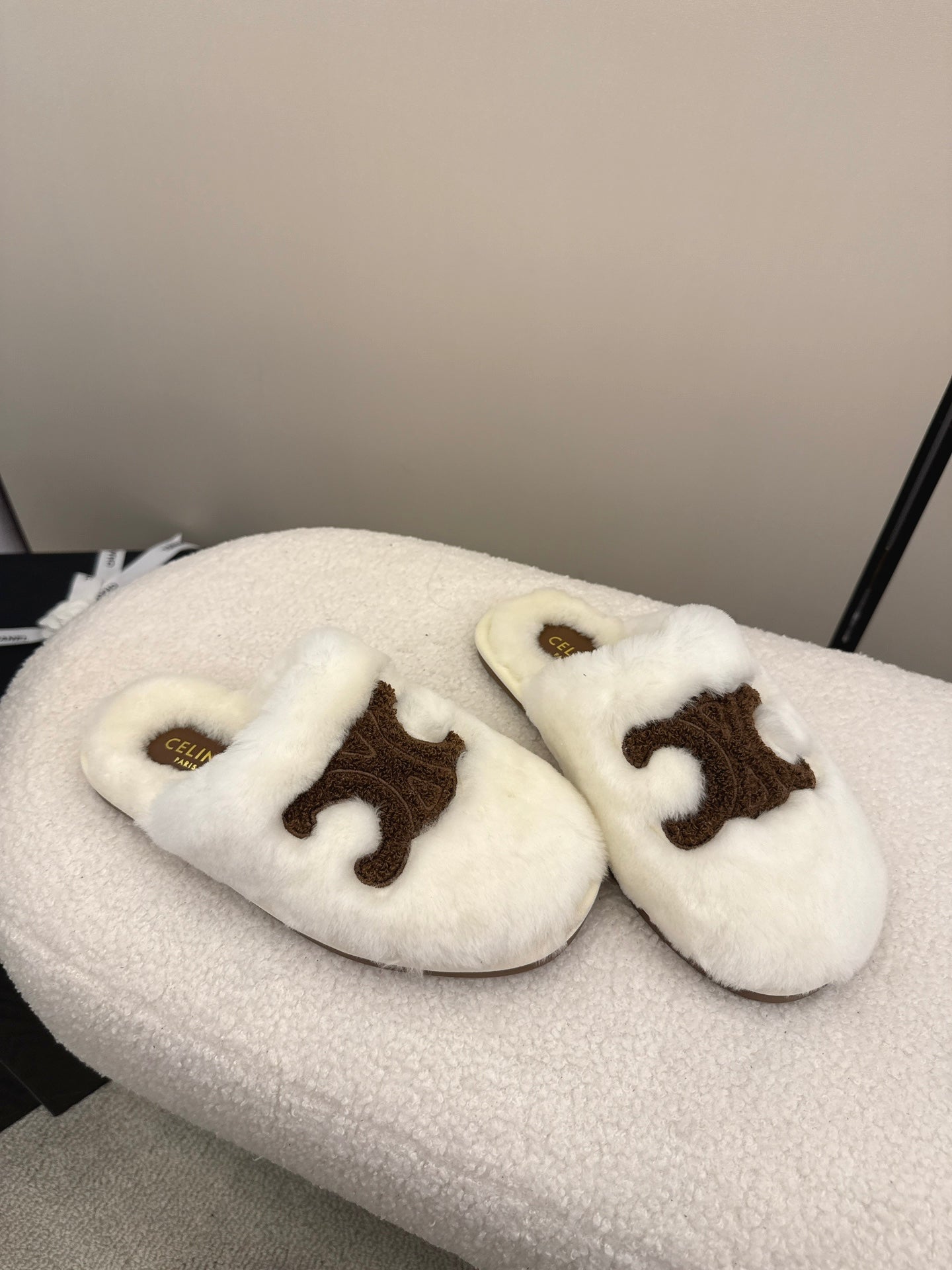 CL Elena Mule in Shearling 10mm White Brown Wool 435860