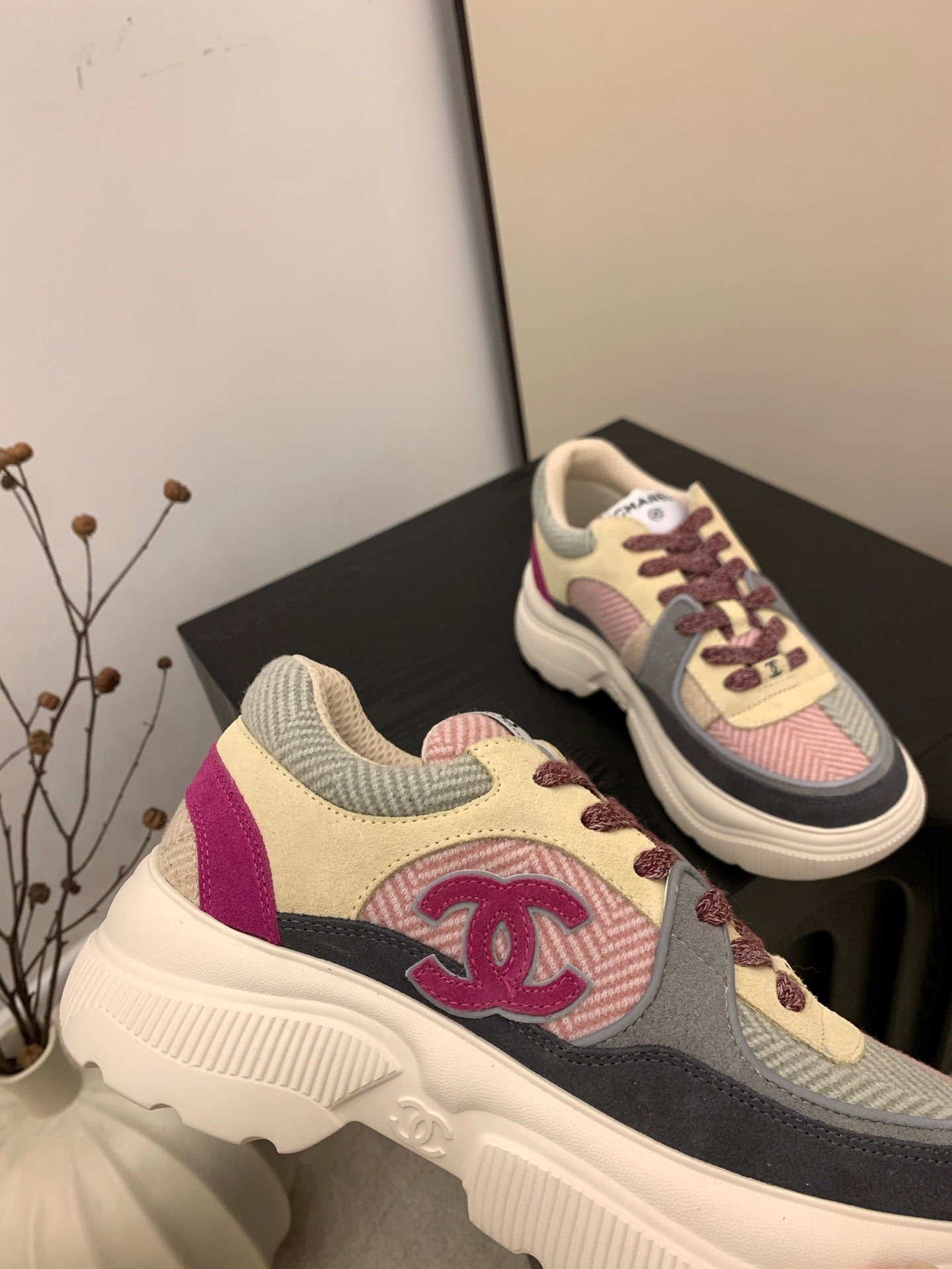 CC Alexander McQueen Sneakers Multicolor  Suede and Tweed Fabric 537193