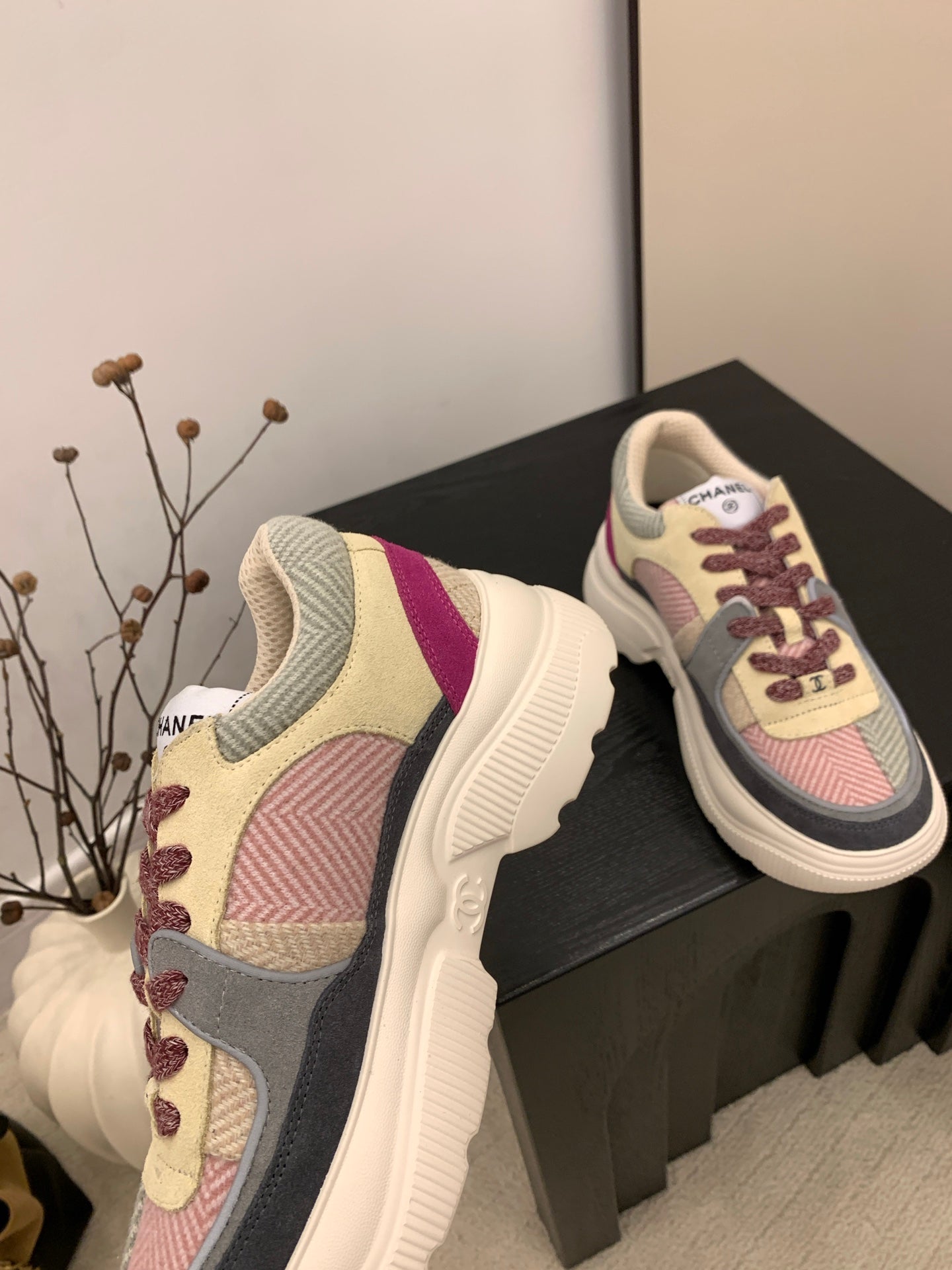 CC Alexander McQueen Sneakers Multicolor  Suede and Tweed Fabric 537193