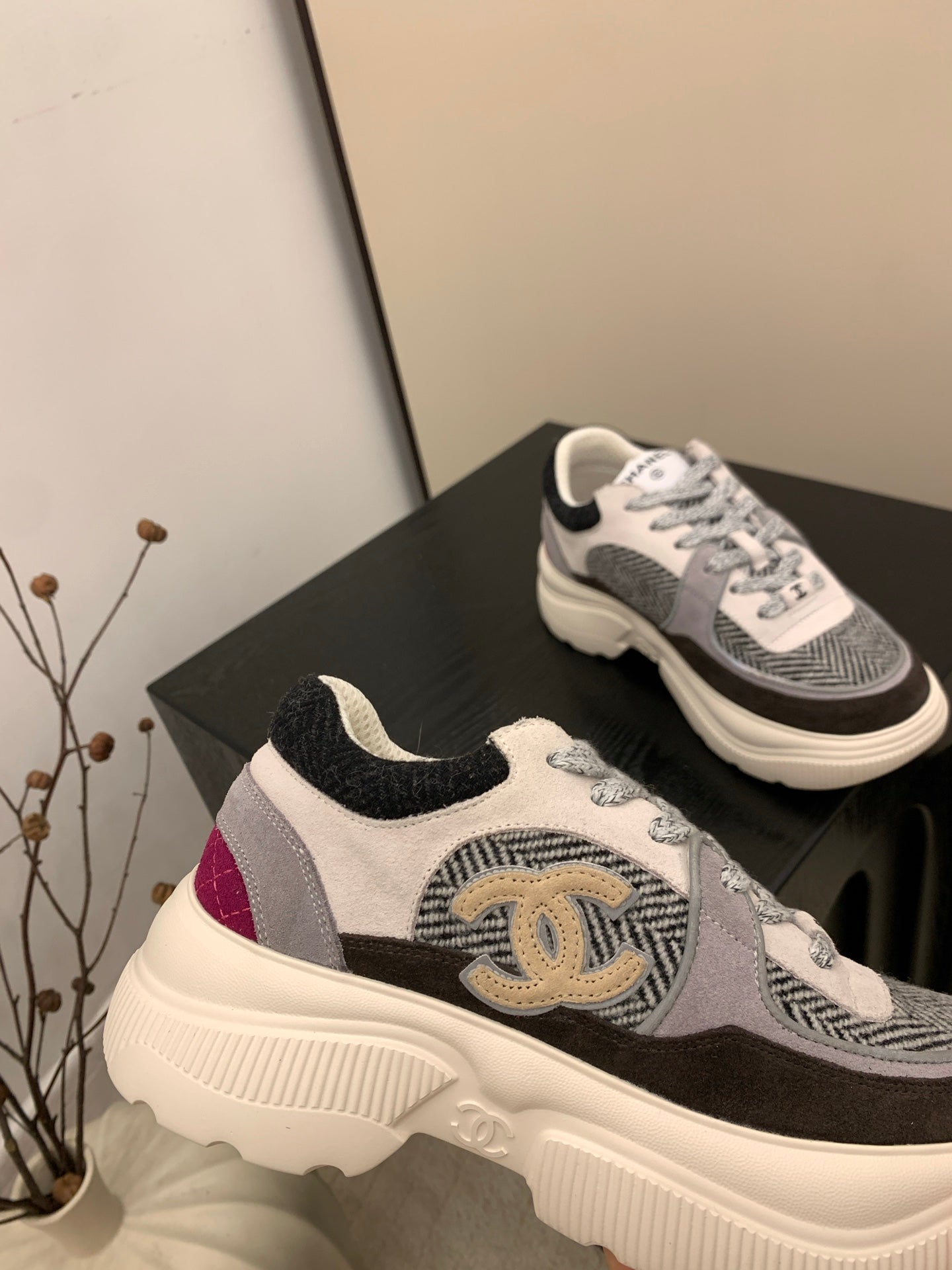 CC Alexander McQueen Sneakers Multicolor  Suede and Tweed Fabric 537194
