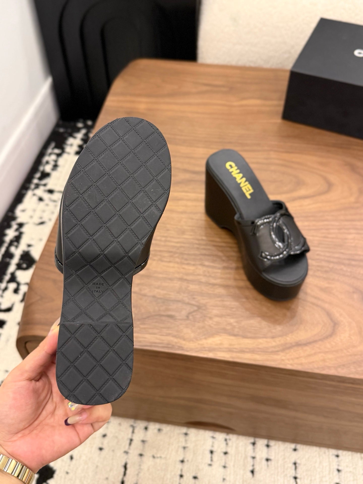 CC 26s Wedge Sandals 95 Mm In Black Calfskin Style 1