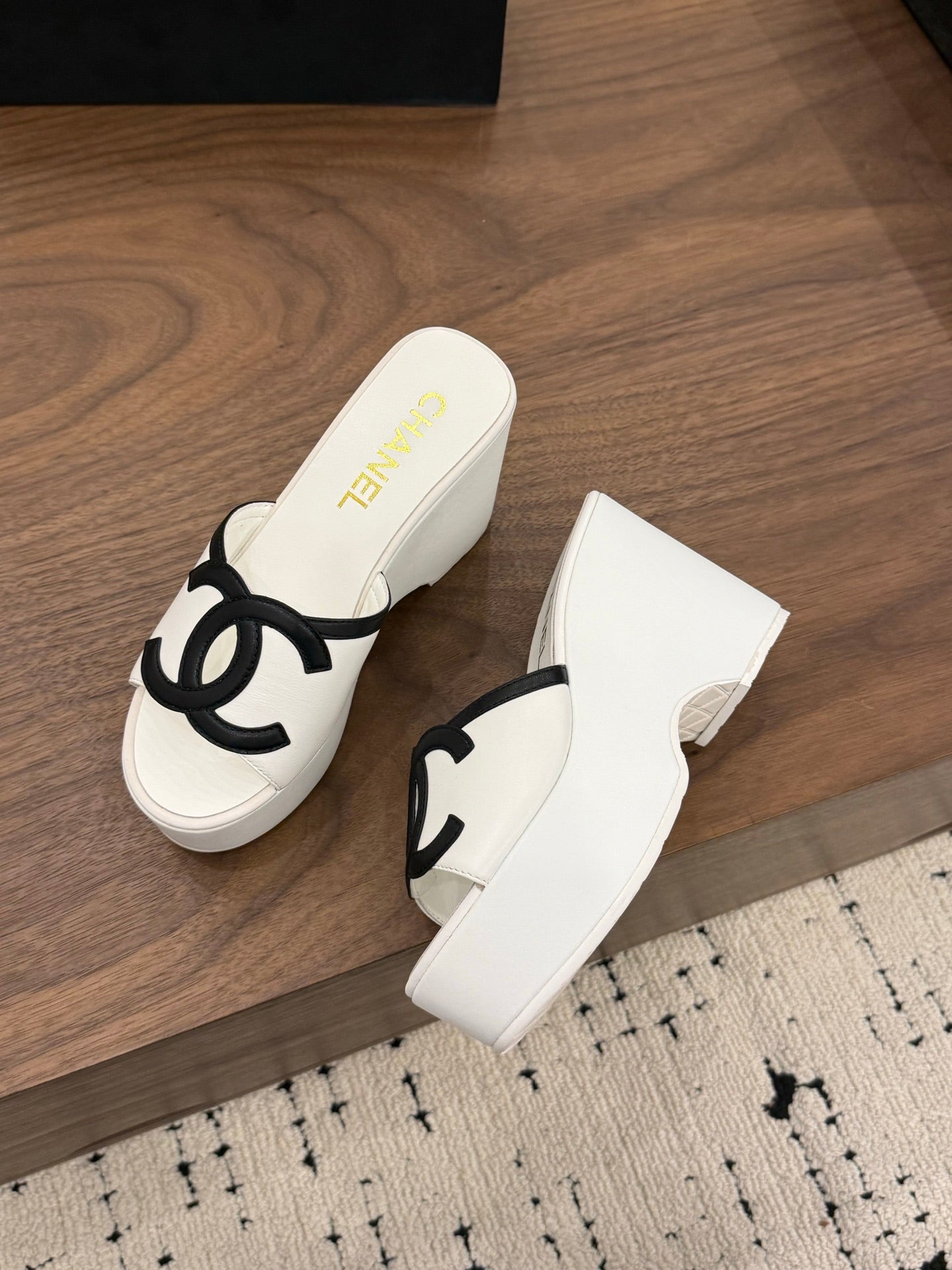 CC 26s Wedge Sandals 95 Mm In White Calfskin