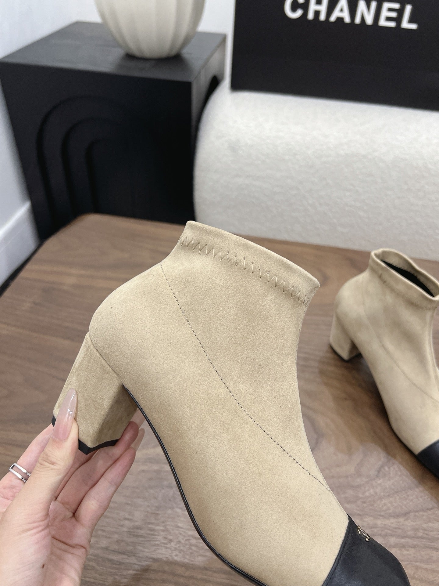 CC 26s Oxford Boots 5.5cm Beige Suede 909939