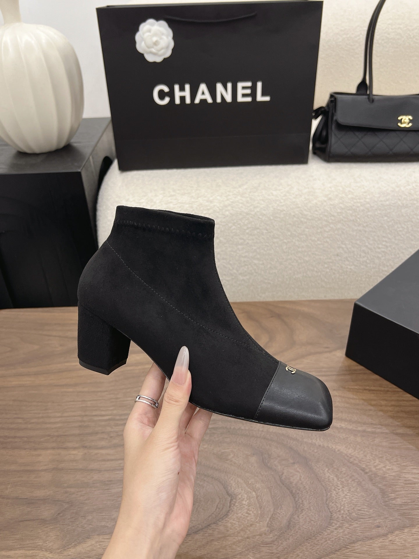 CC 26s Oxford Boots 5.5cm Black Suede 909941