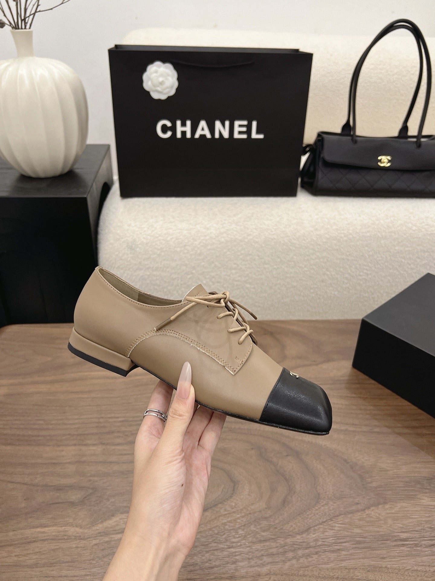 CC 26s Loafer 2cm Black Taupe Leather 910474