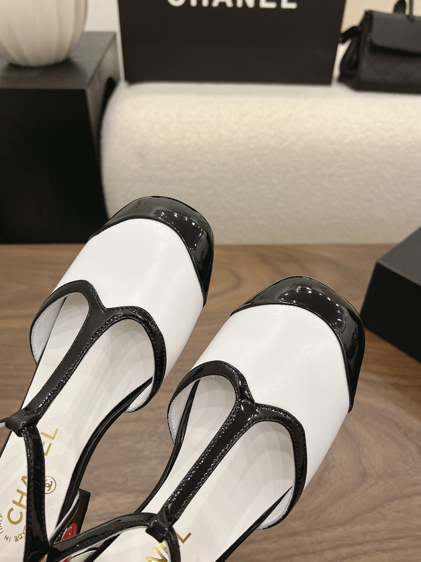 CC 26s Mary Jane Black White Lambskin Patent Leather 915322