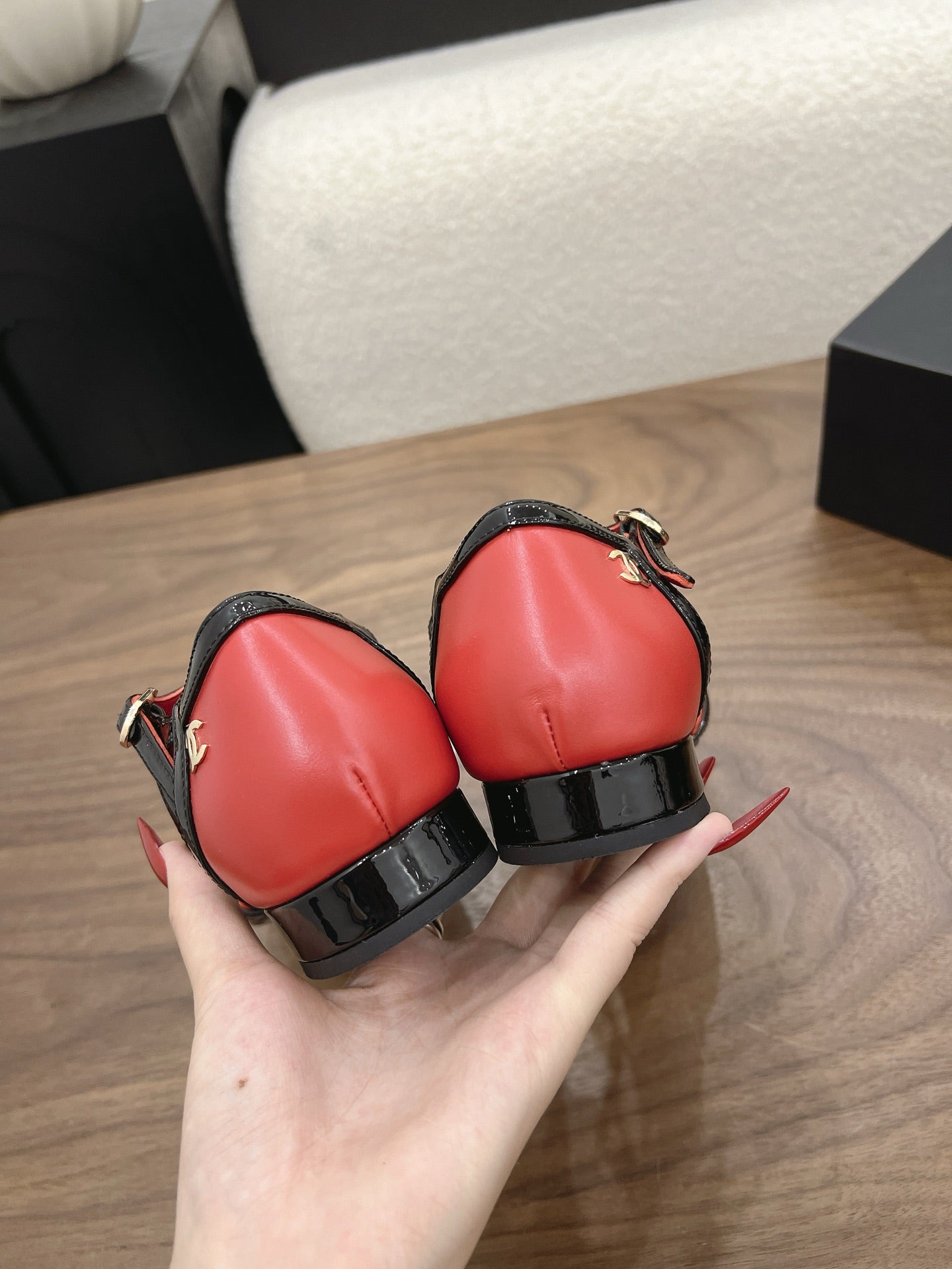 CC 26s Mary Jane Black Red Lambskin Patent Leather 915325
