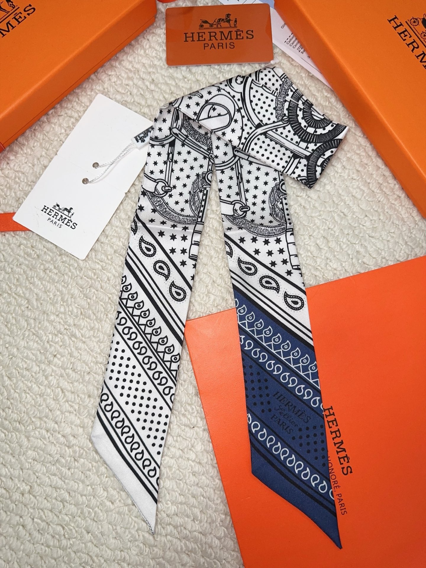 Hermes 26s Scarf 86 In Silk 309655