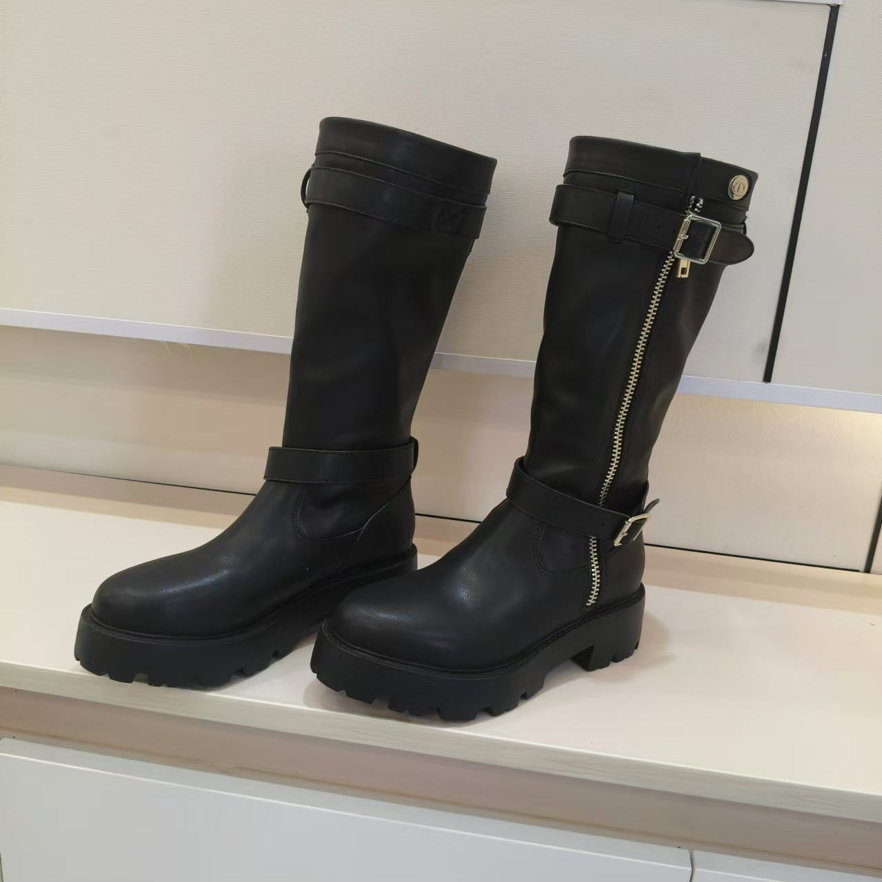 CD D-Major Boots Buckle Straps Black Leather 939041