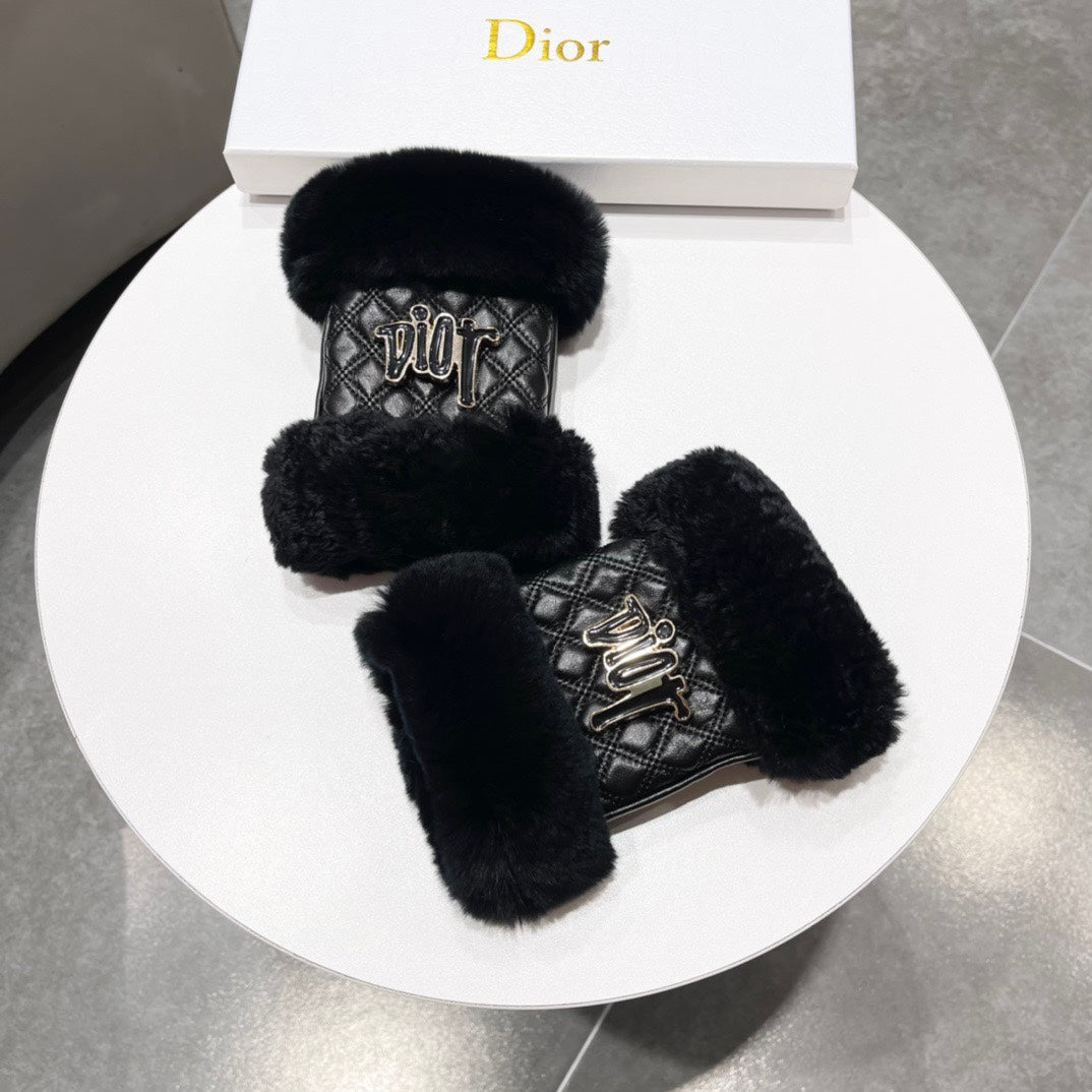 FINGERLESS GLOVES IN BLACK RABBIT FUR AND LAMBSKIN 113716
