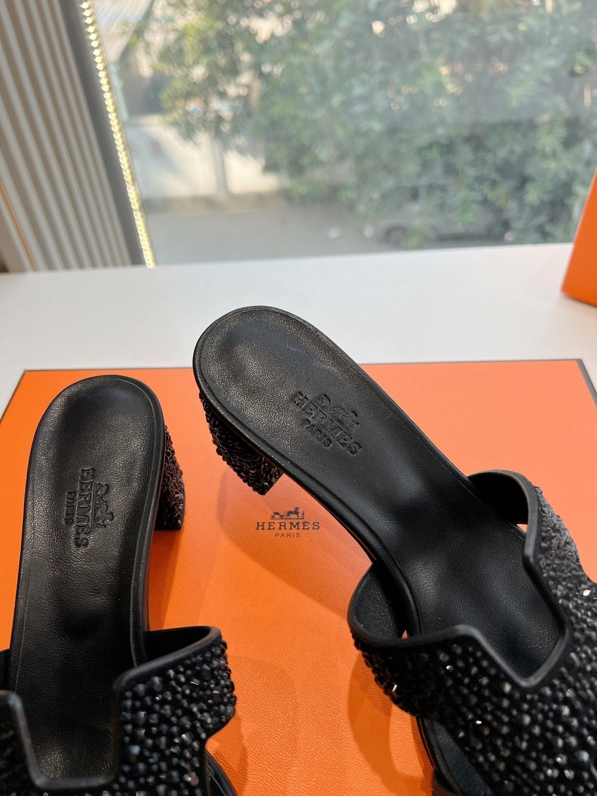 HM 26s Oasis Sandal In Black Suede With Crystals