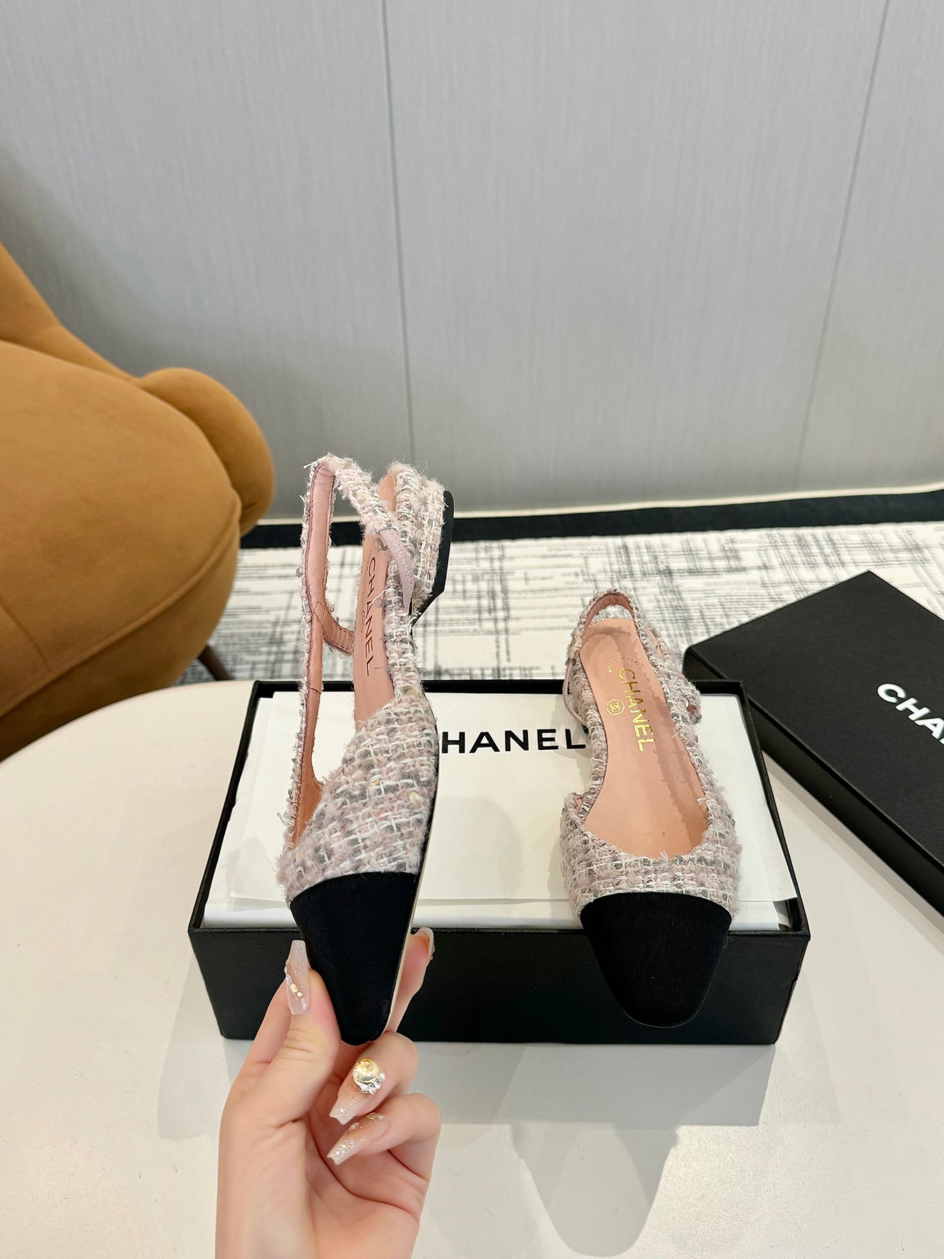 cc 25c slingback flat pink white tweed black grosgrain 233607