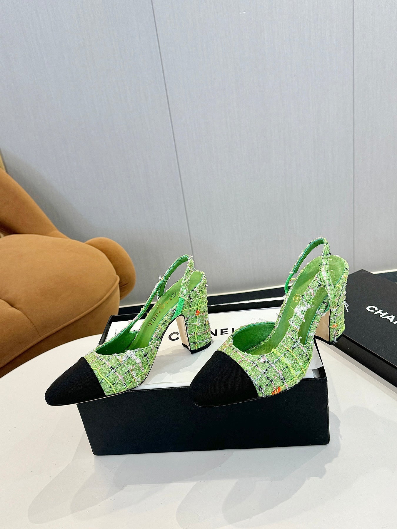 cc 25c slingback 90 green tweed black grosgrain 233620