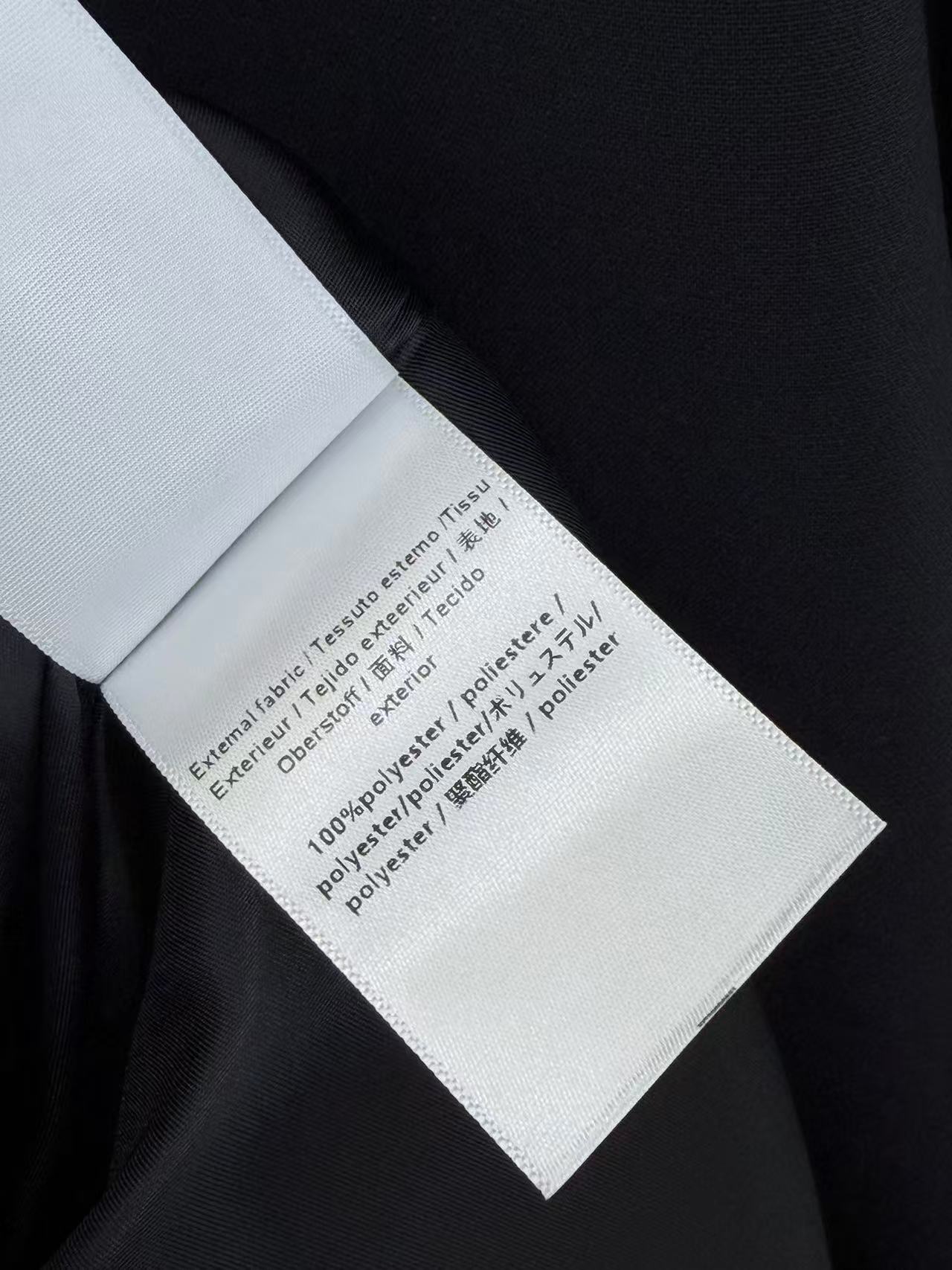 CD Mid-Length Belted Dress Black Wool and Silk