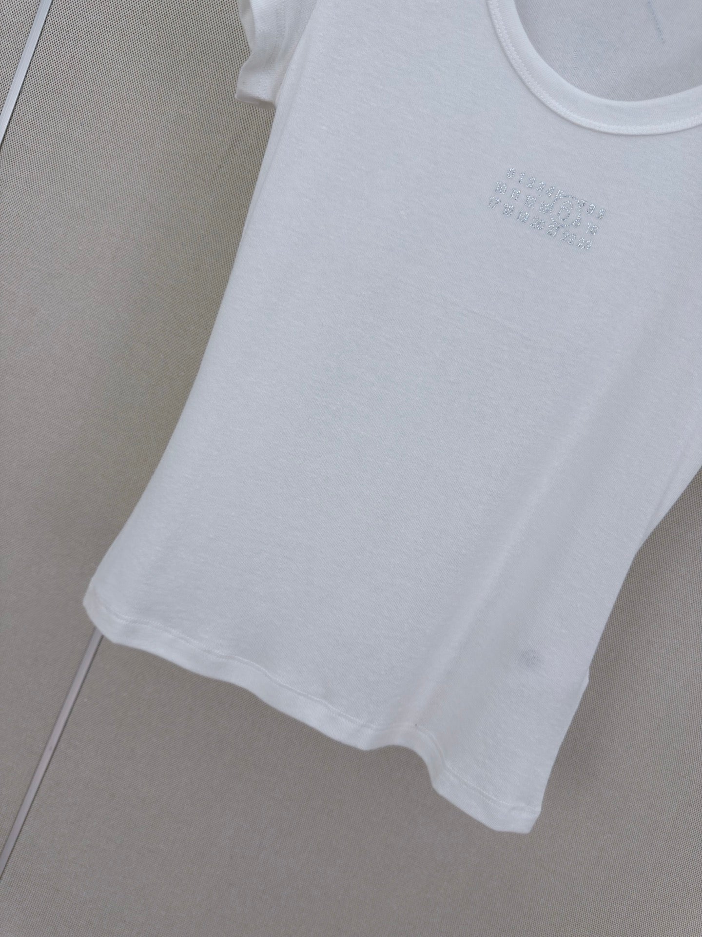 MM6 Rhinestone Letter Short-Sleeved T-Shirt White Cotton 387955