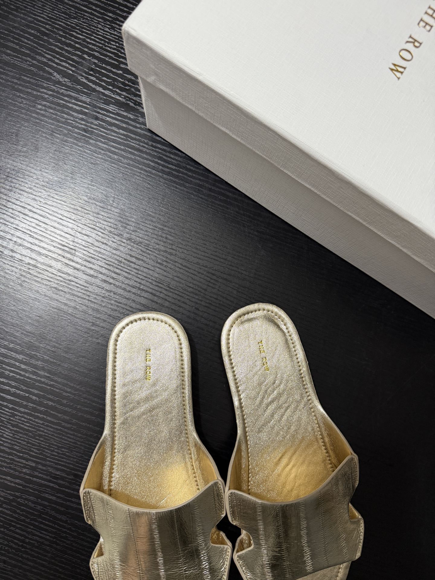 The Row Sandal Gold Metallic Cowhide 334156