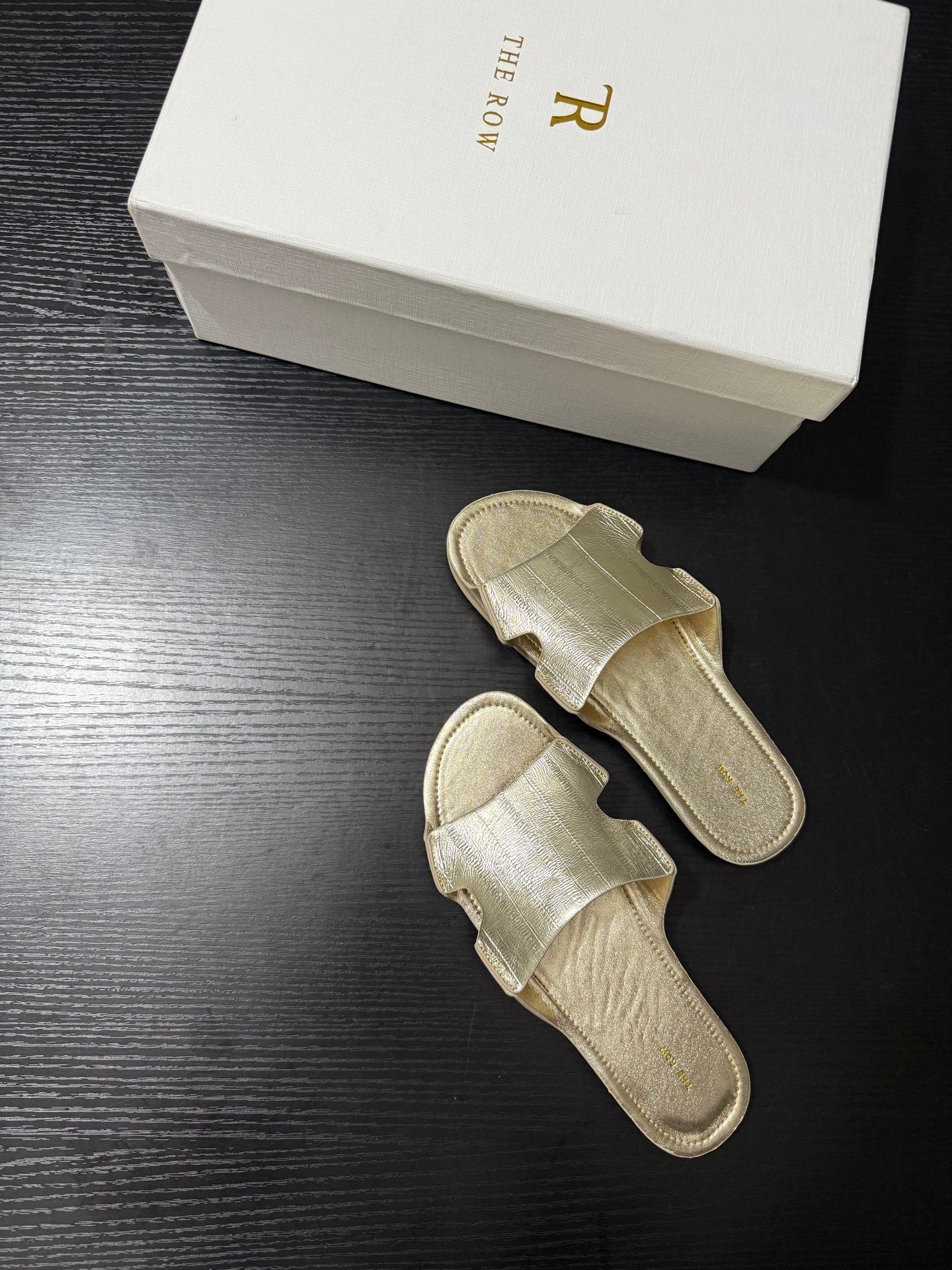 The Row Sandal Gold Metallic Cowhide 334156
