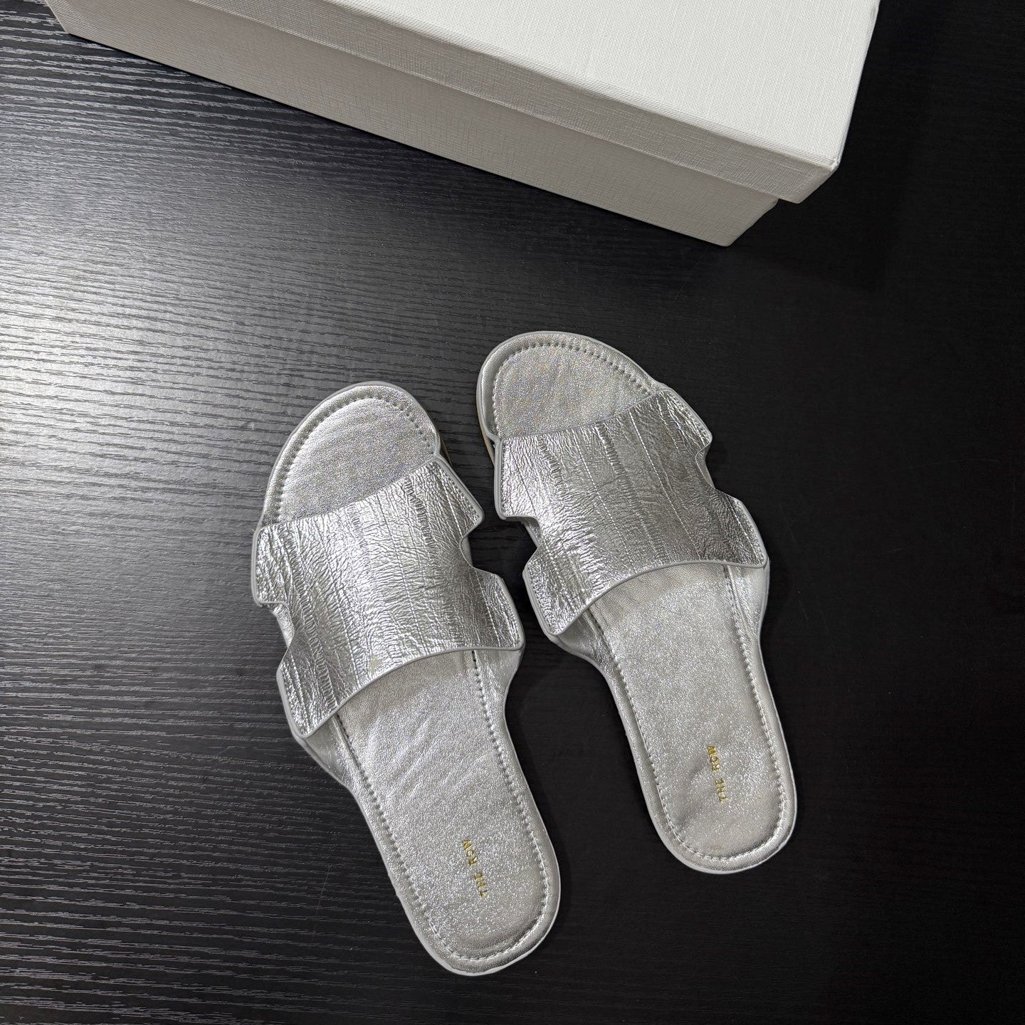 The Row Sandal Silver Metallic Cowhide 334157