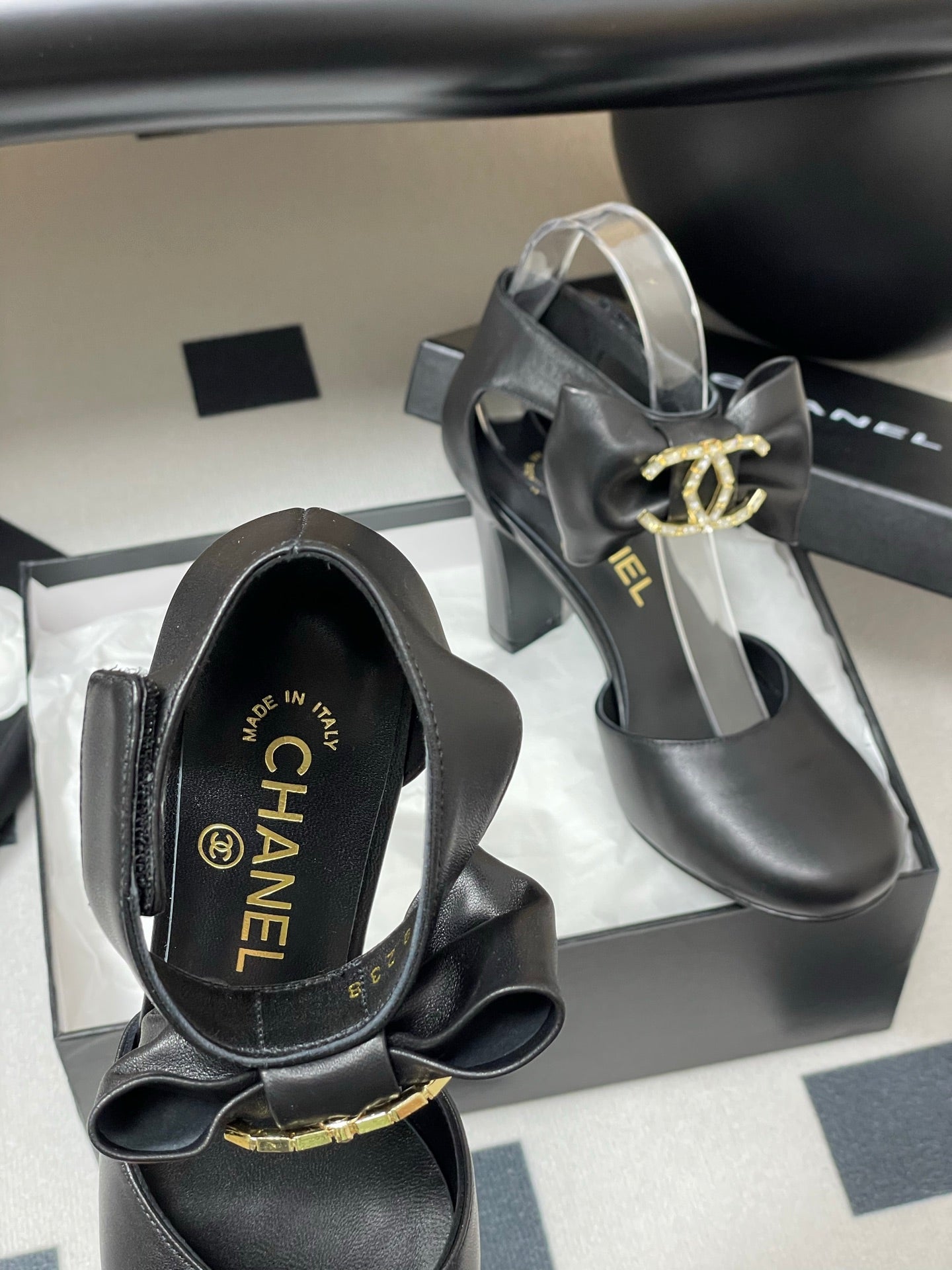 CC 25S Double C Rhinestone Buckle Bow High Heel Pump 85 Black Sheepskin 247573