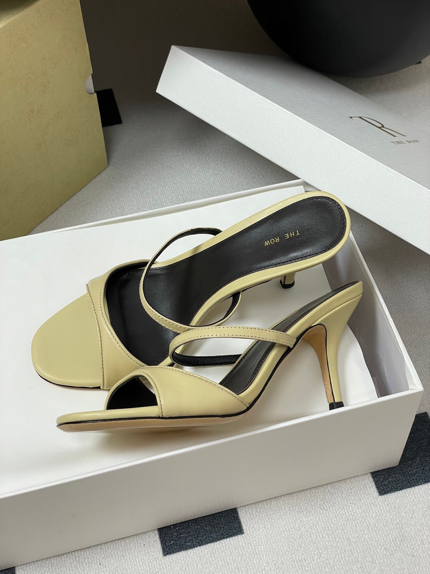 The Row 25S Strap High Heel Mule Sandals 85mm Beige Sheepskin 286207