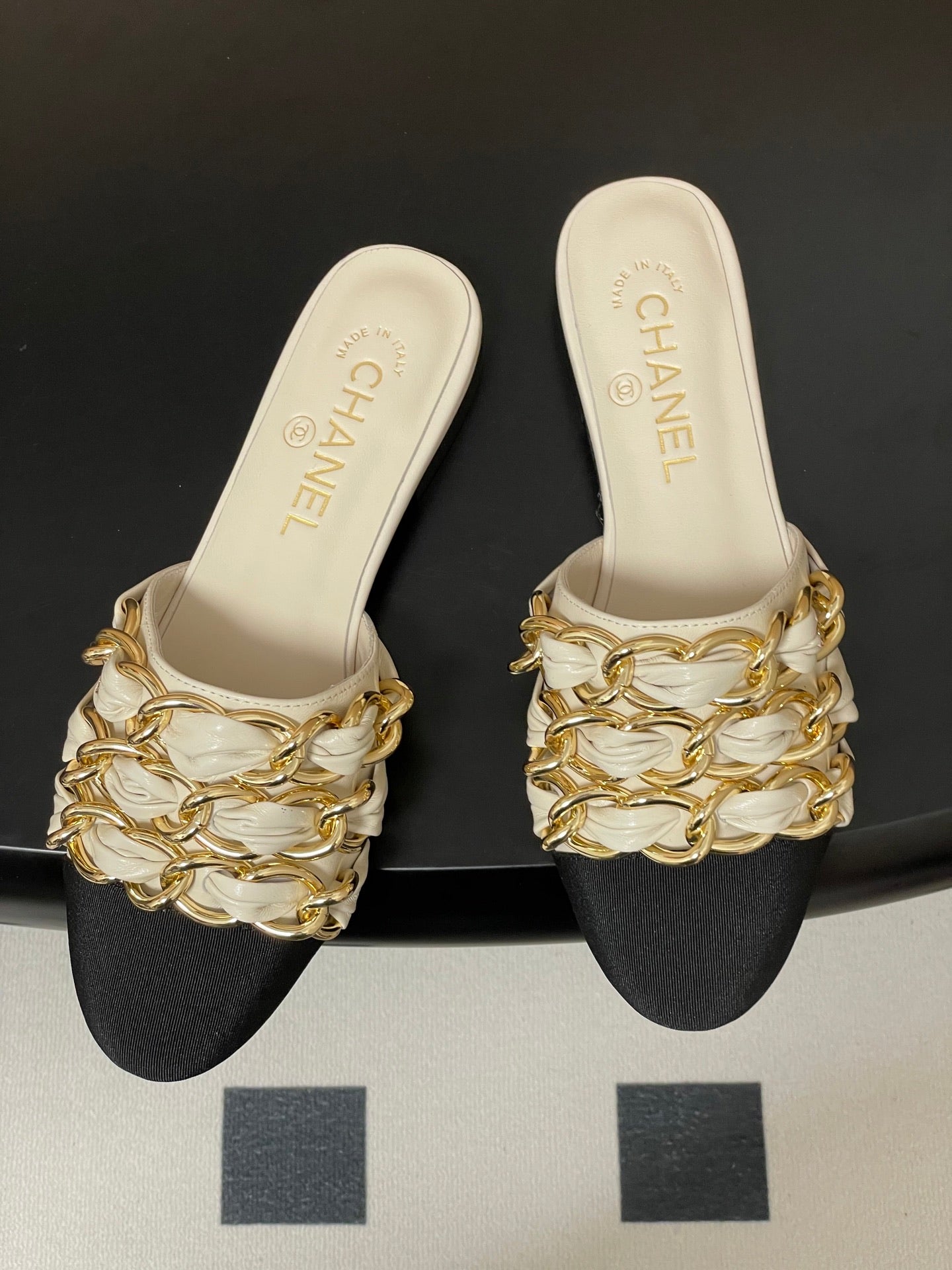 CC 25B Chain Closed Toe Flat Mule Ivory Sheepskin 393889