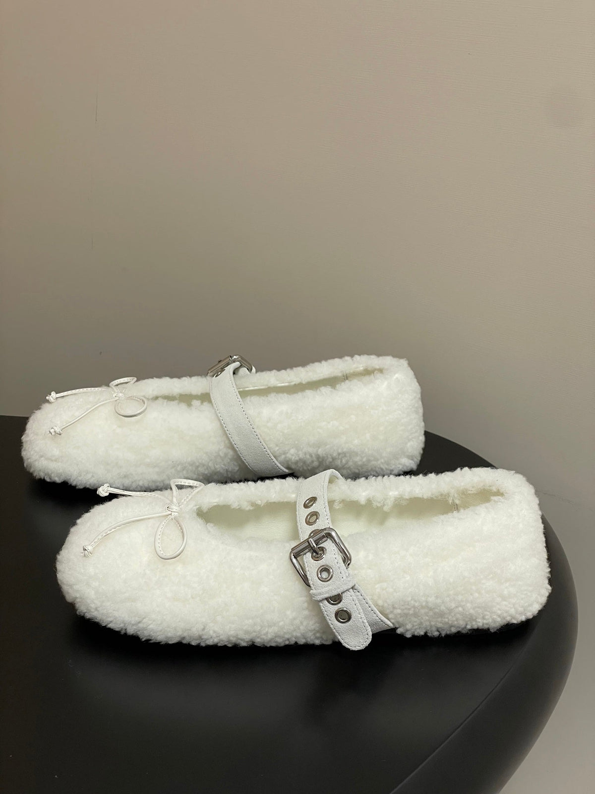 MM 26s Mary Jane Flats 1cm White Shearling 151127