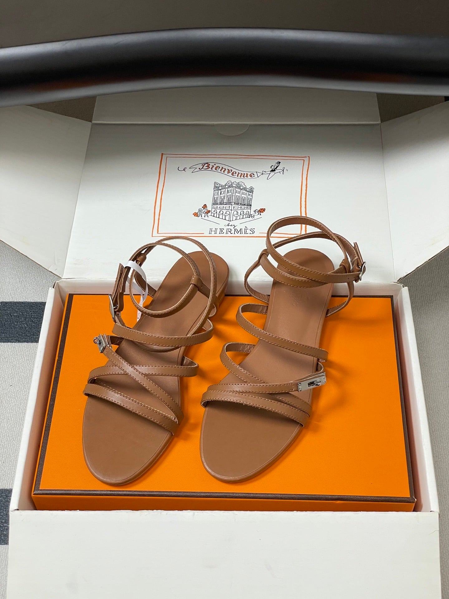 HM Lullaby Sandals Brown Calfskin 593788