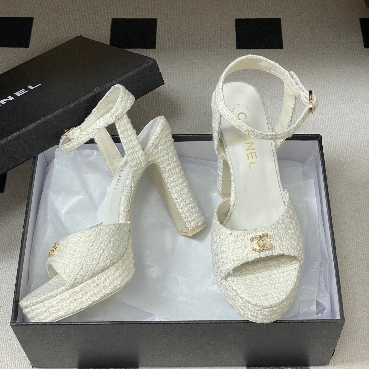 CC 26SS Platform Sandals 120mm White Double C Tweed 632569