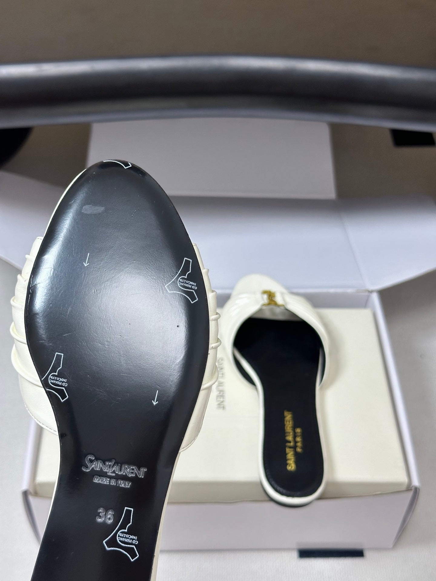 YSL Babylone Slides White Glossy Leather 835188