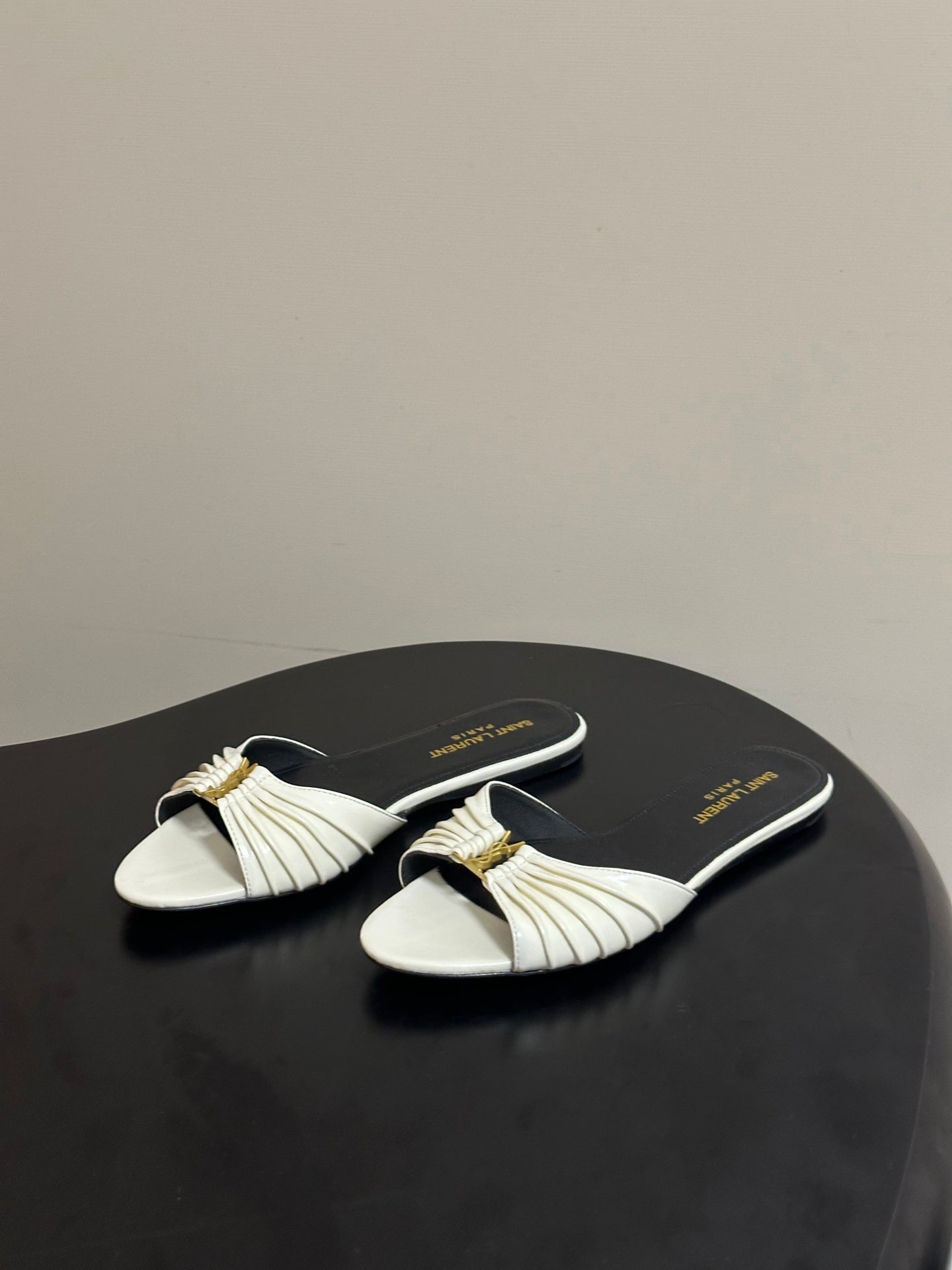 YSL Babylone Slides White Glossy Leather 835188