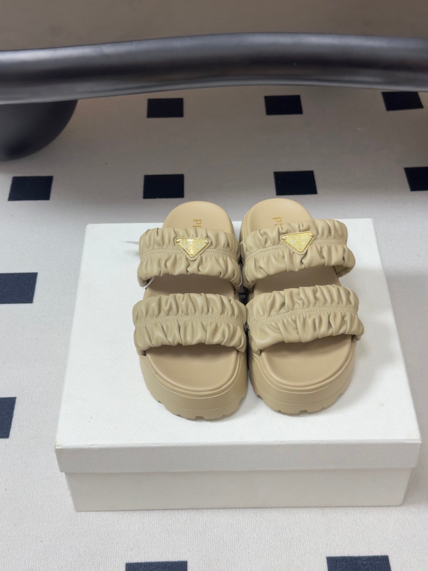 Prada 26s Flatform Slides Beige Matelassé Leather 834768
