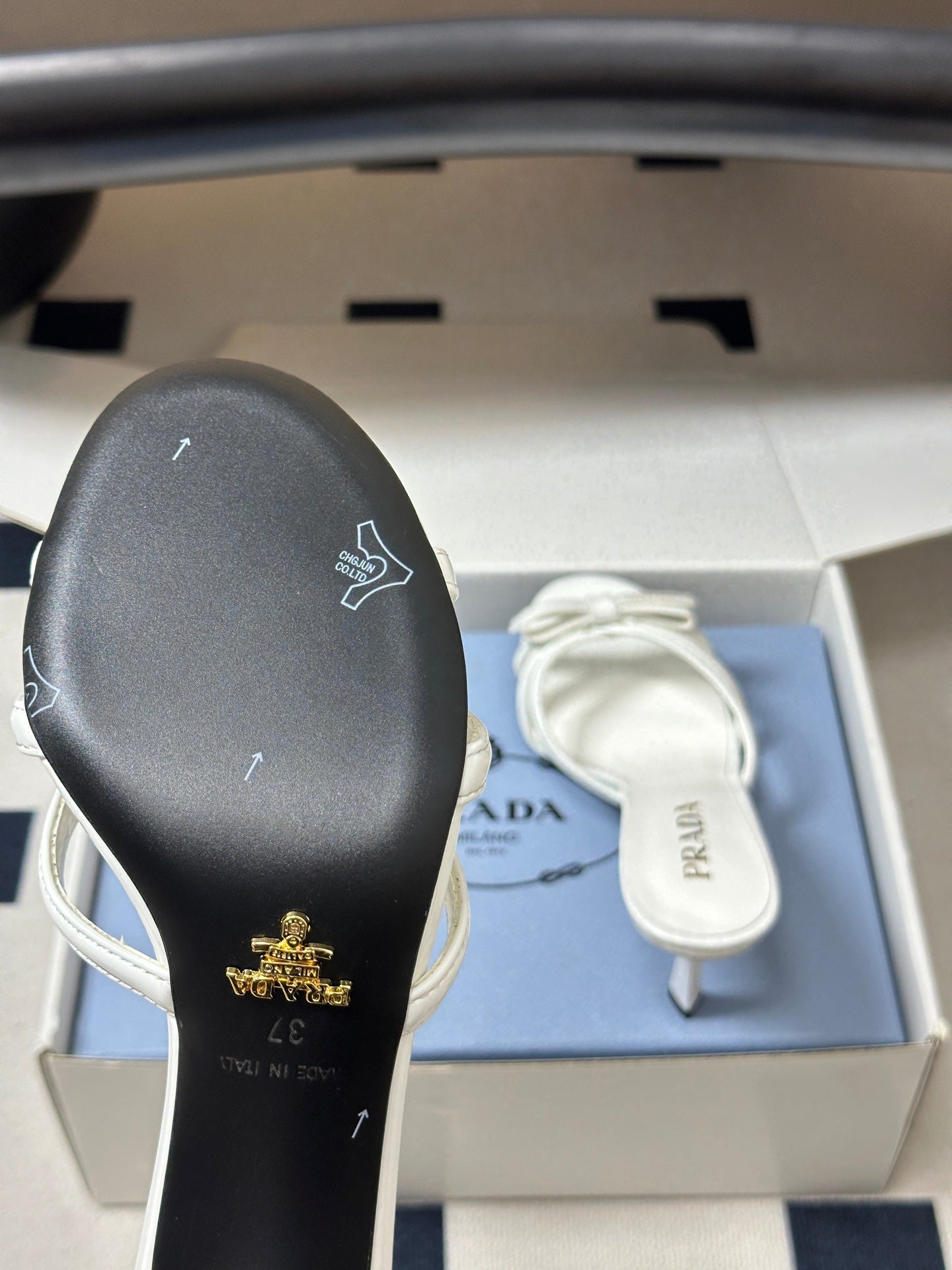 Prada Open-Toe Sandal 7.5cm White Patent Leather 834806