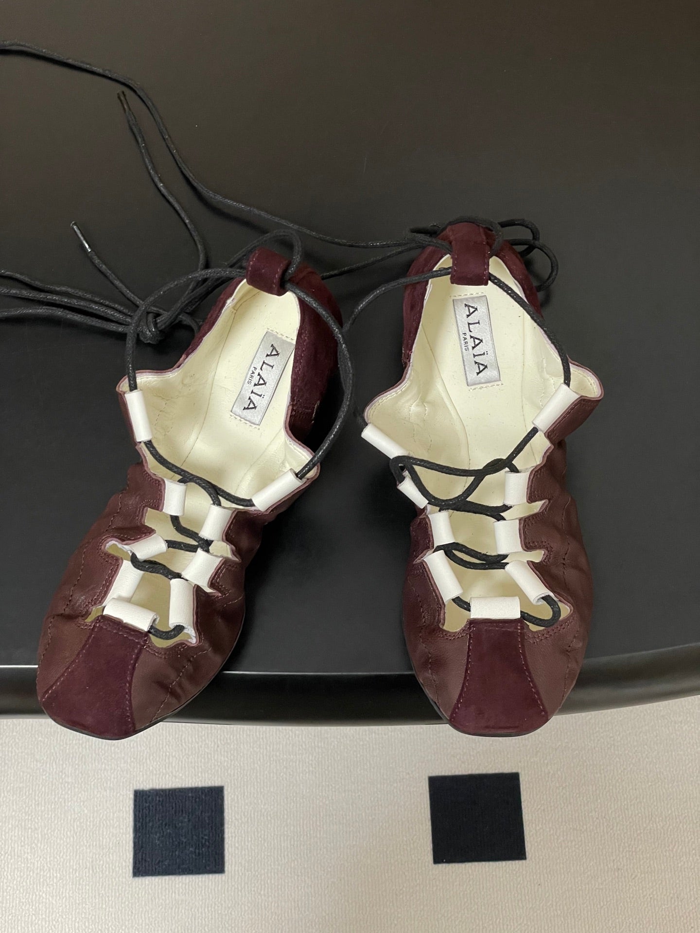 Alaia Fold Laced Ballet Flats Burgundy Cowhide 835281
