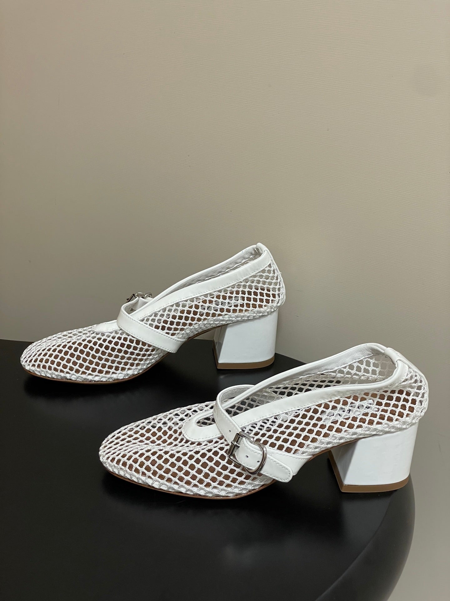 Alaia Babies Pumps 5cm White Mesh Leather 835270