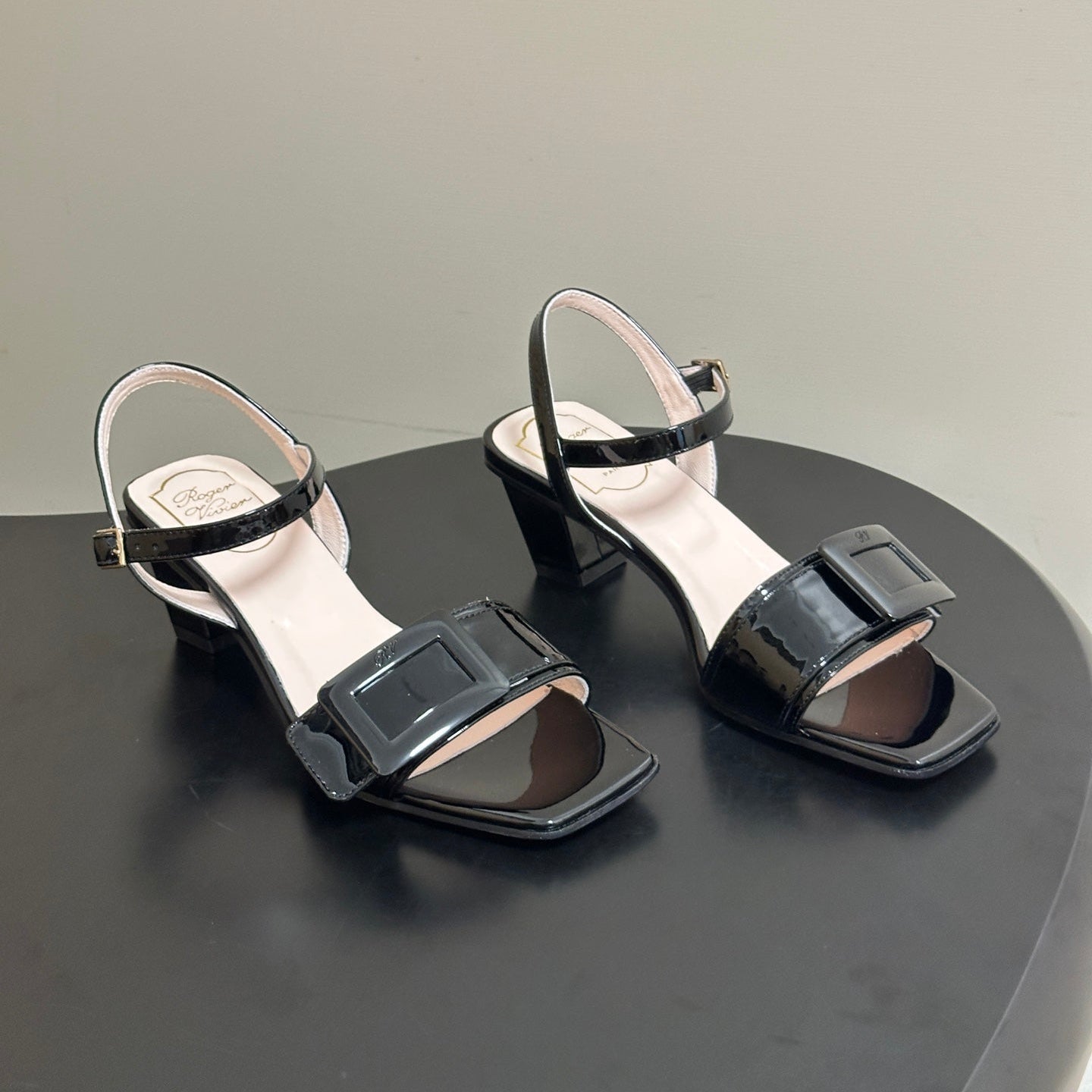 Roger Vivier Belle Vivier Sandals Black Patent Leather 835129