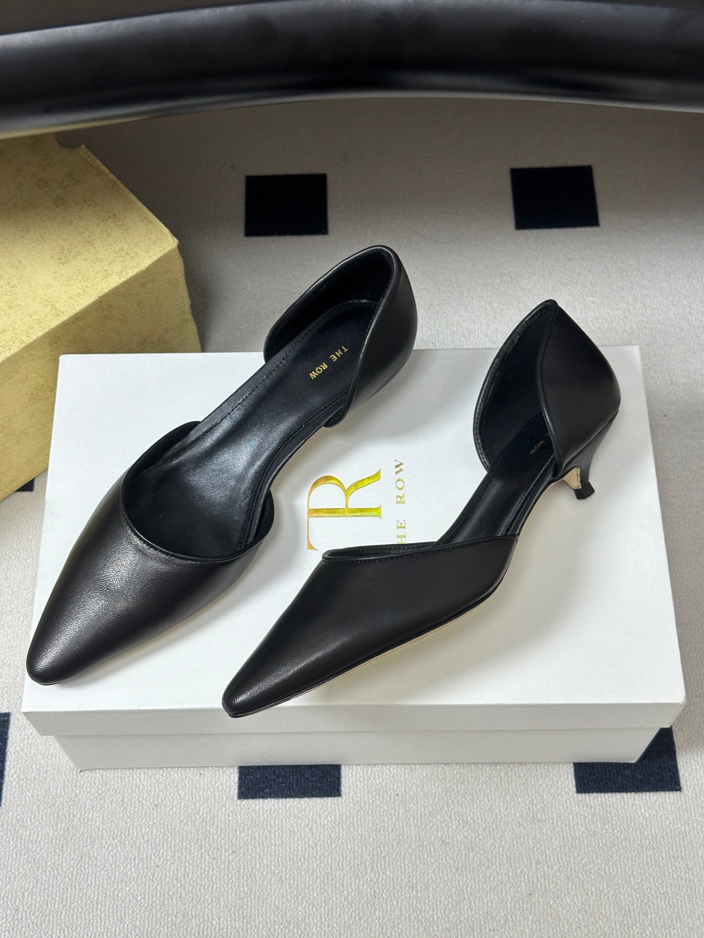 The Row Liisa Kitten D'orsay Pumps Black Leather 934138