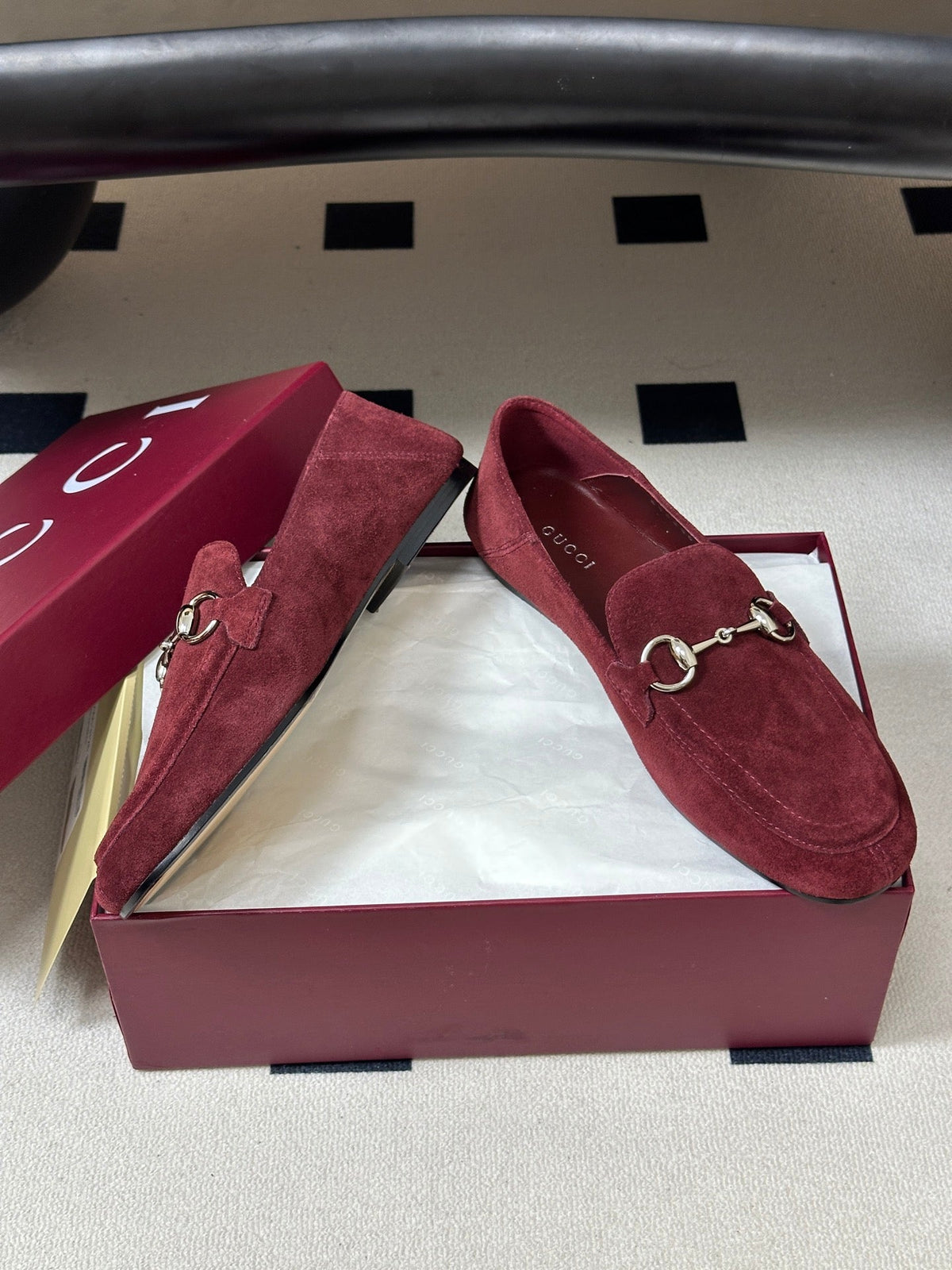 GG 26s Horsebit Loafers Flat Burgundy Suede 952561