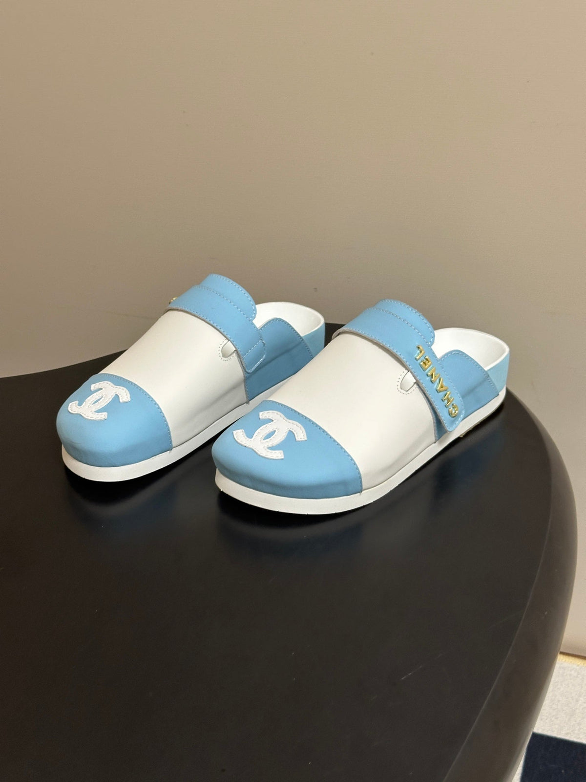 CC 26s Pool Slides Blue White Lambskin 952558