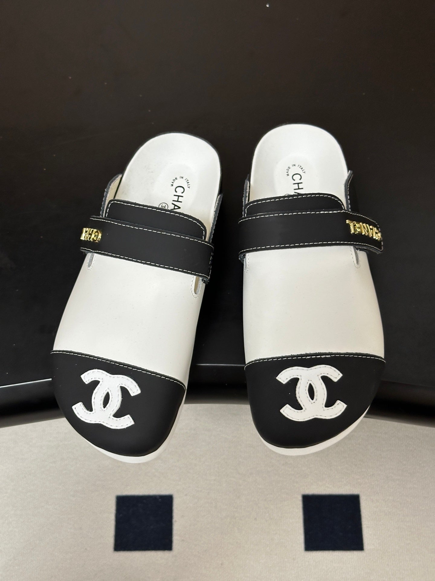 CC 26s Pool Slides Black White Lambskin 952559