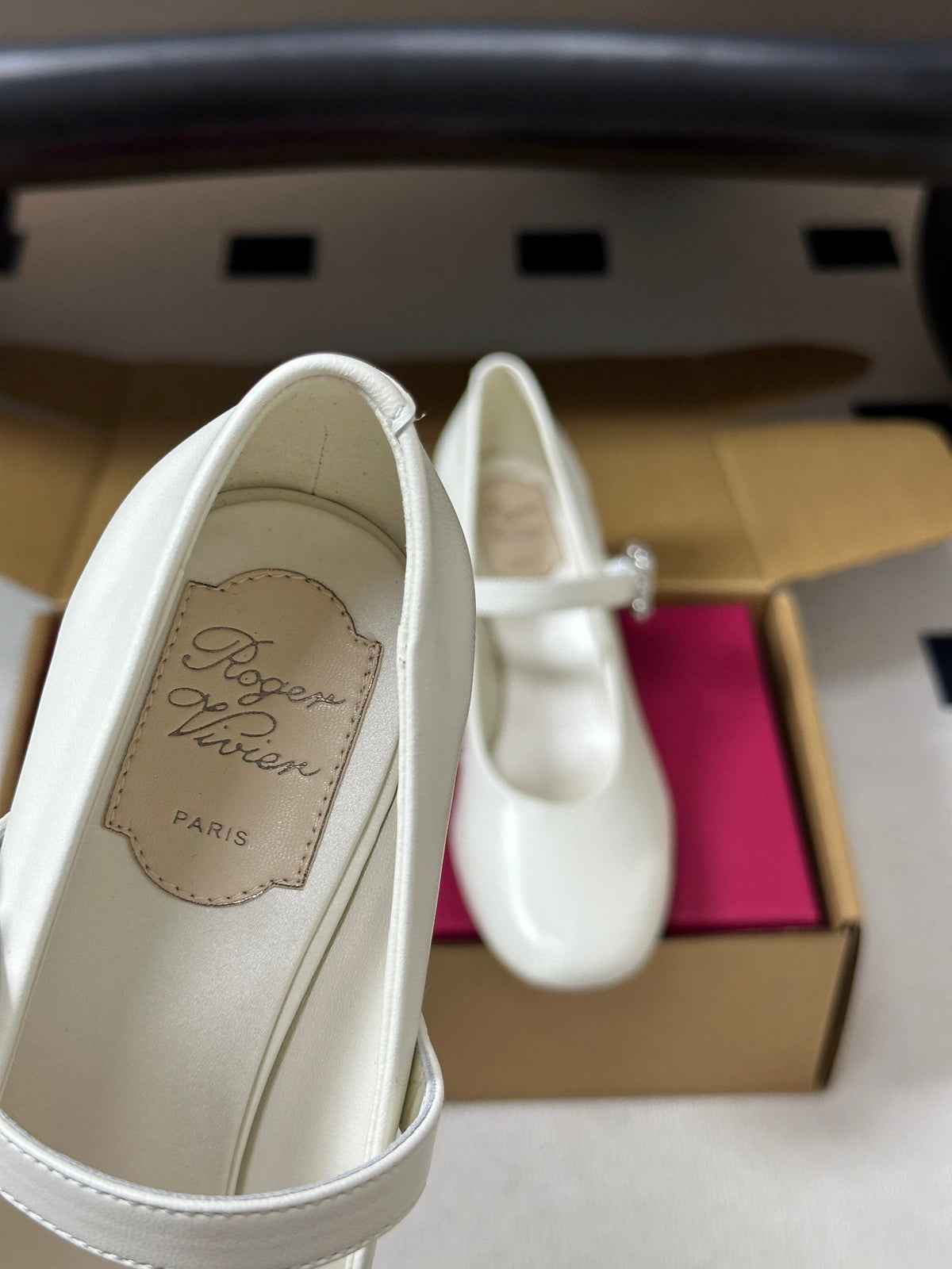 RV 26s Efflorescence Mary Jane Pumps 4.5cm White Leather 119462